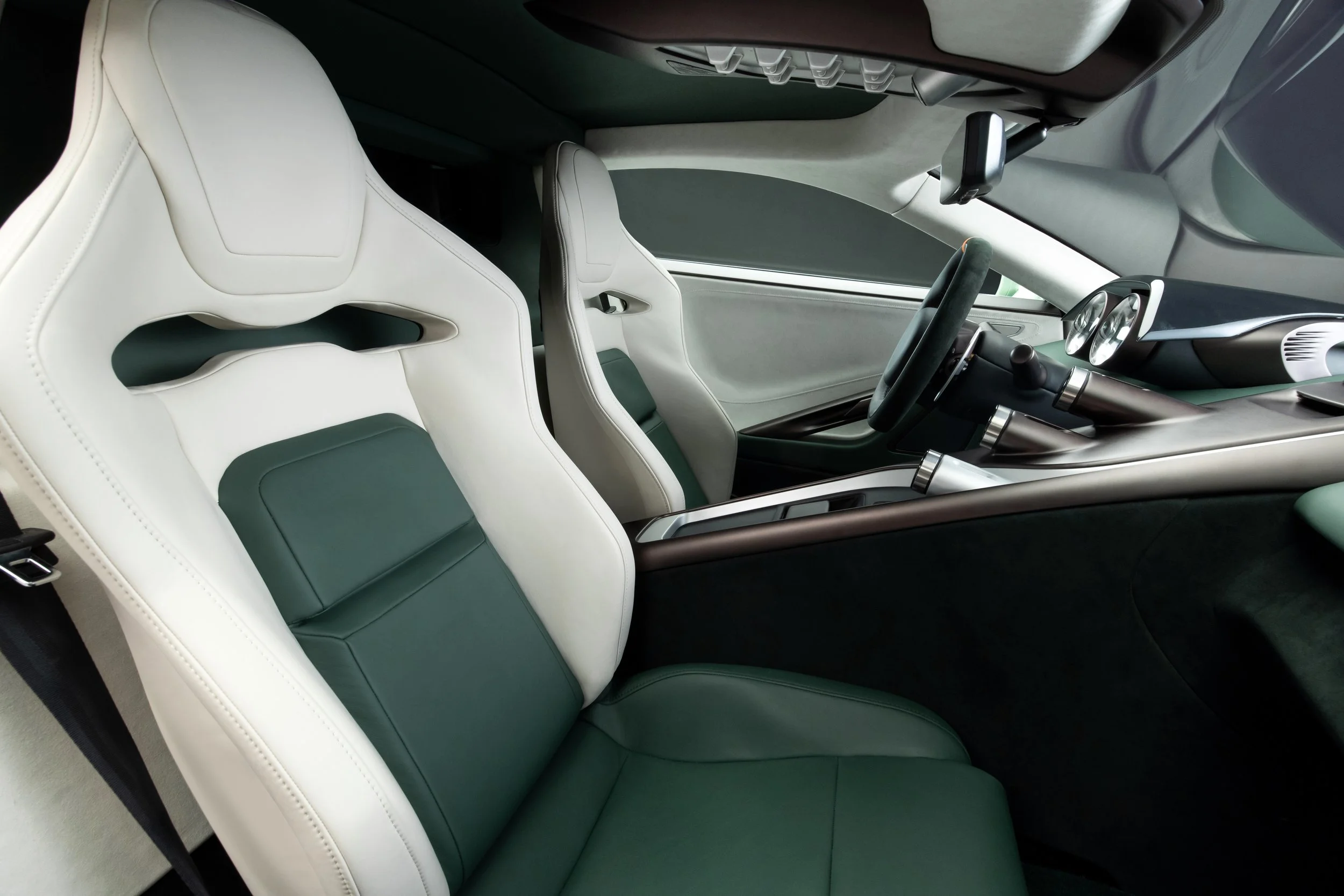 001 Lead - CALLUM C-X75 - Interior.jpg