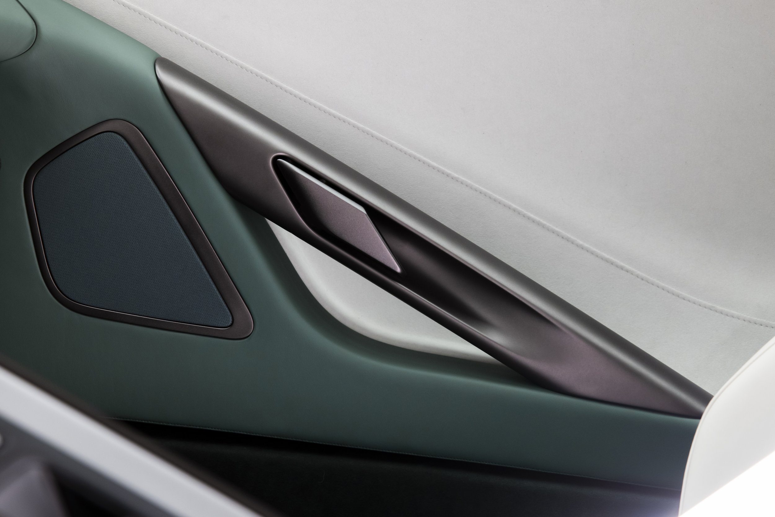 CALLUM C-X75 - Interior details 2.jpg