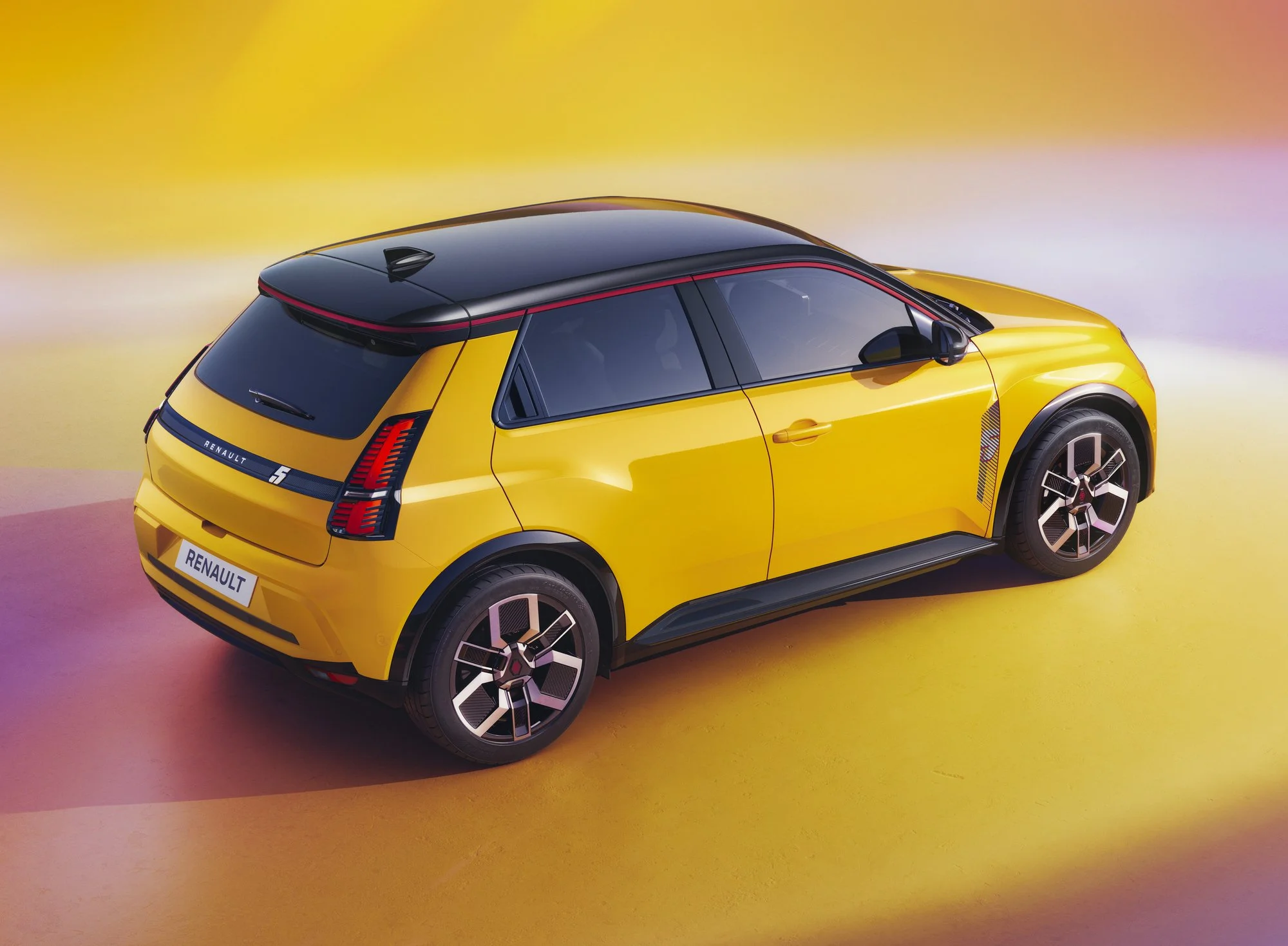 Renault_5_E-Tech_electric (1).jpg