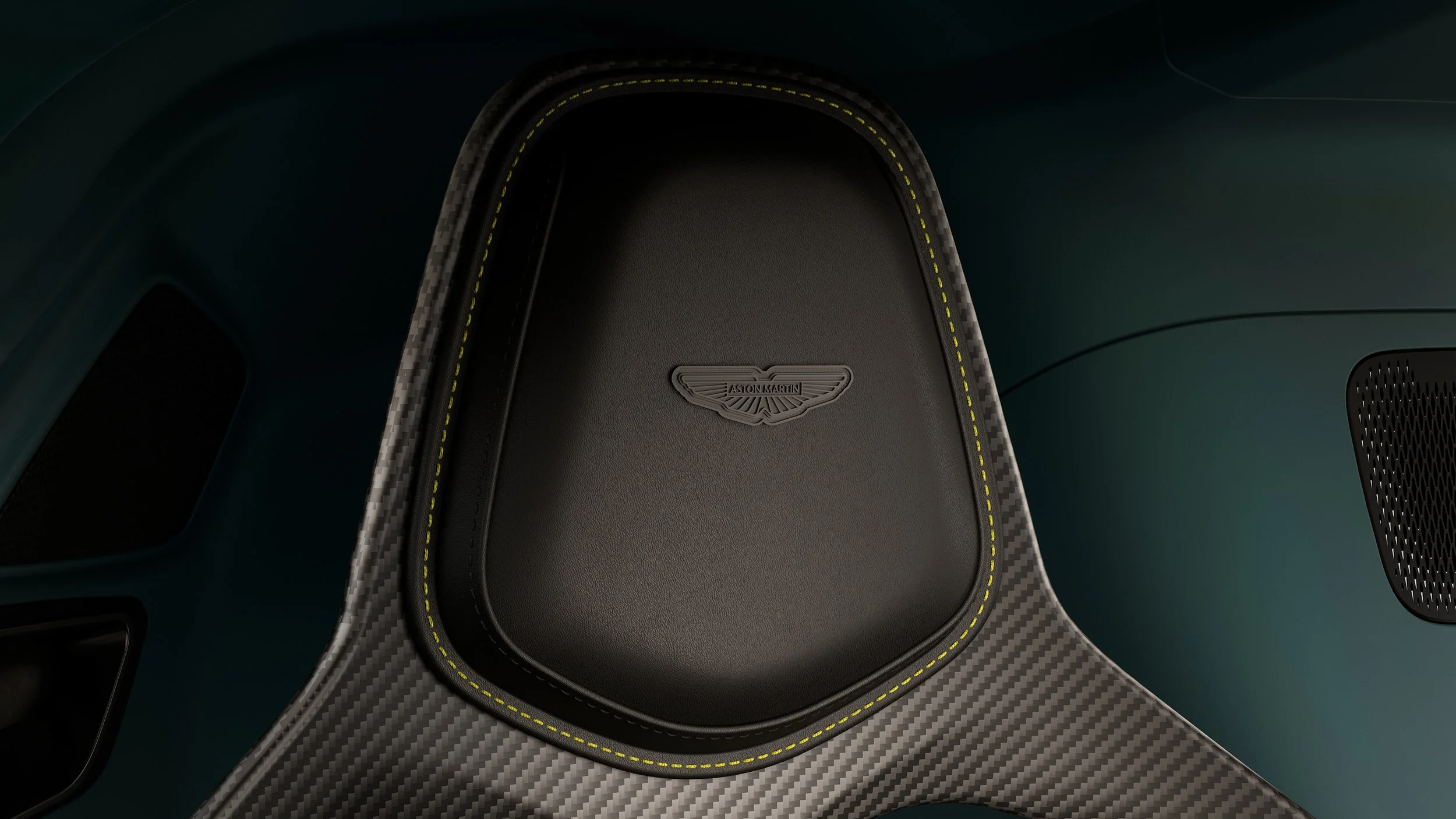 Aston Martin Valhalla_26.jpg
