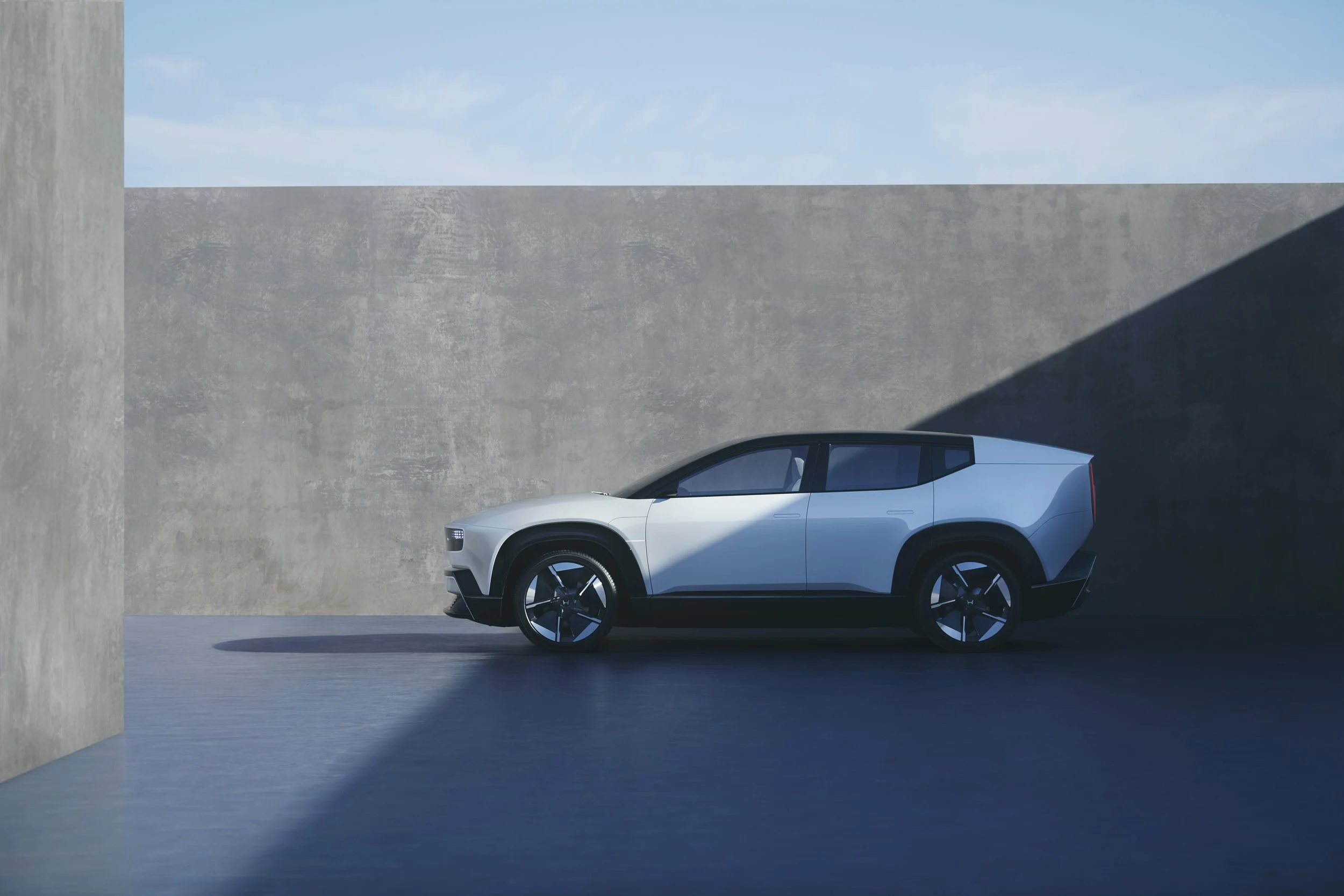 Honda 0 SUV side.jpg
