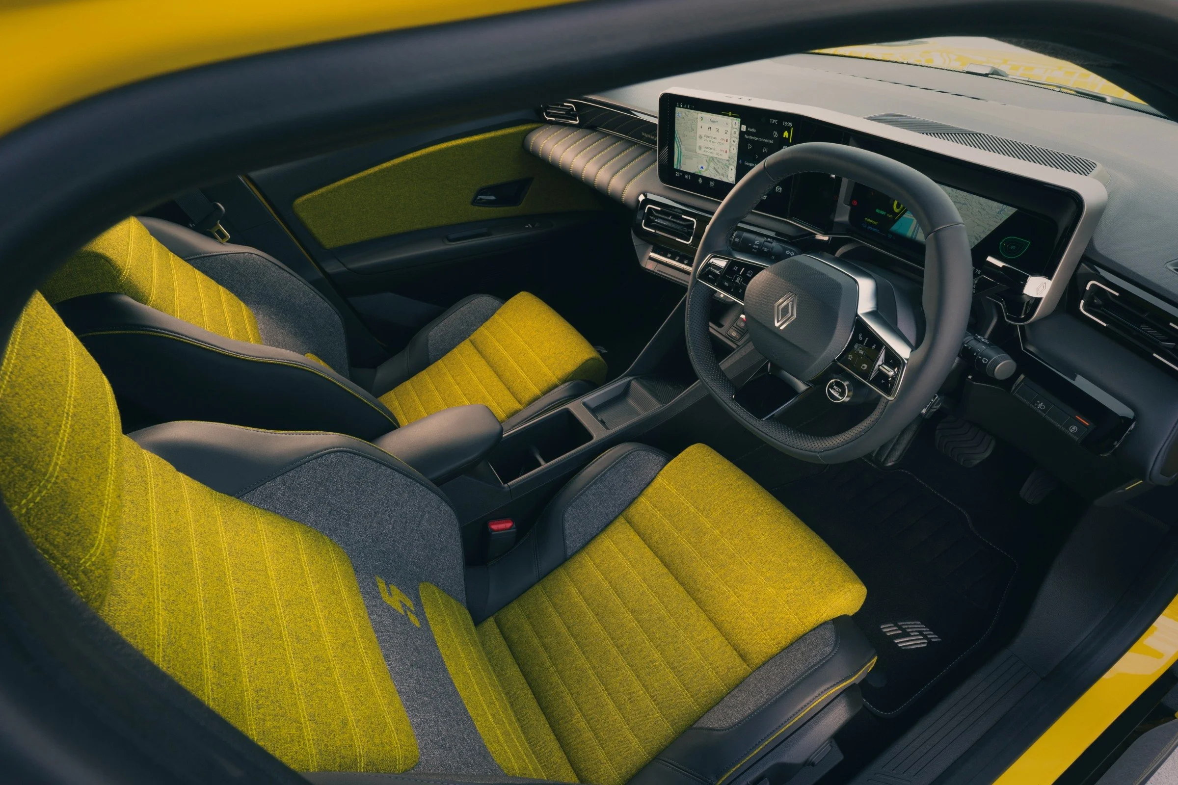 0105_Renault_5_Luc_Lacey.jpg