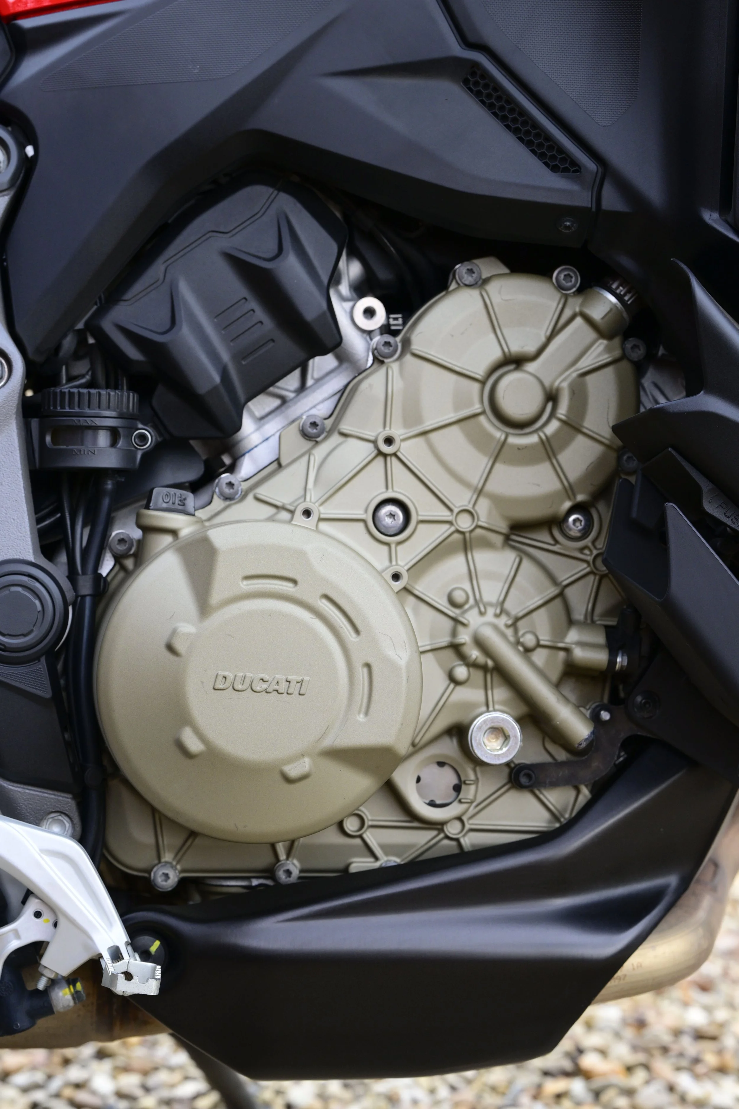 _GHZ6651.jpg