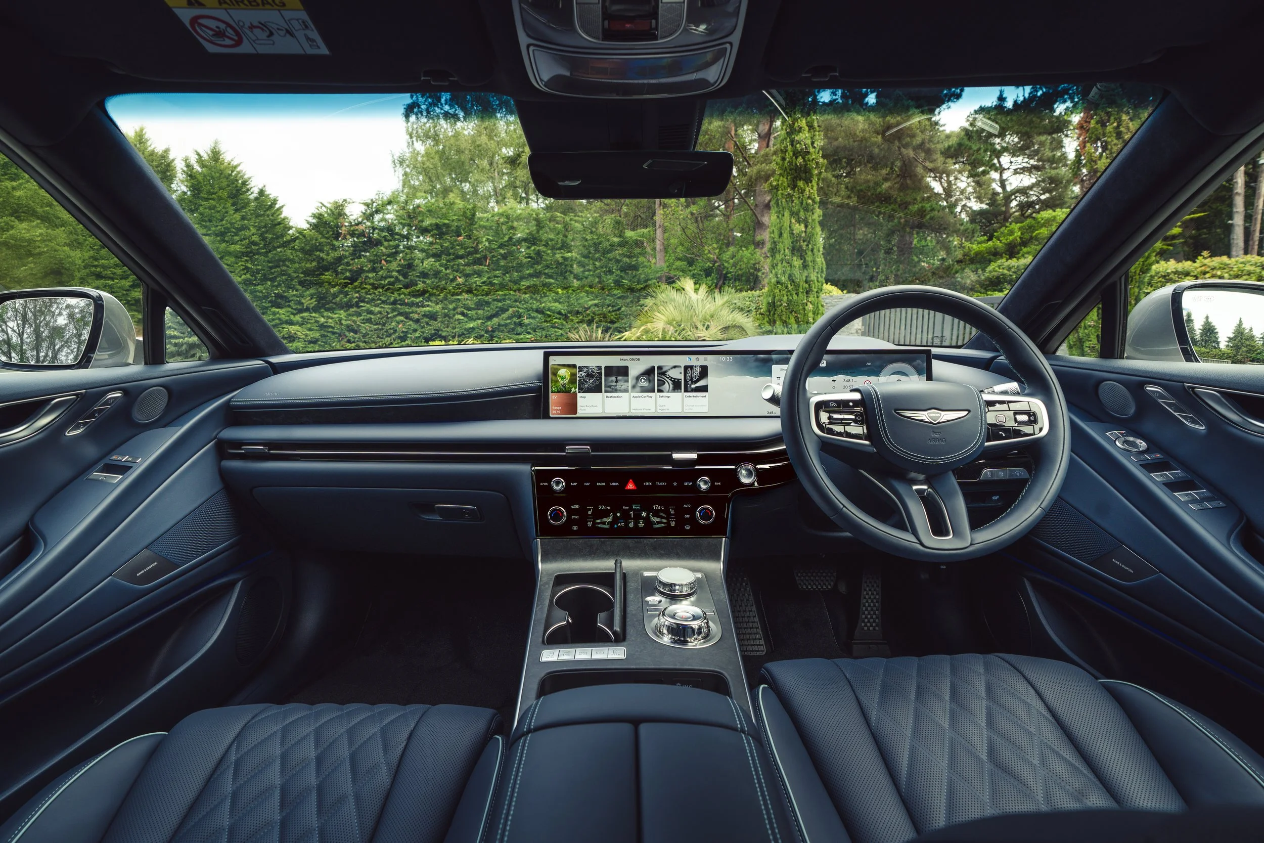 Genesis G80 - Photograph 14.jpg