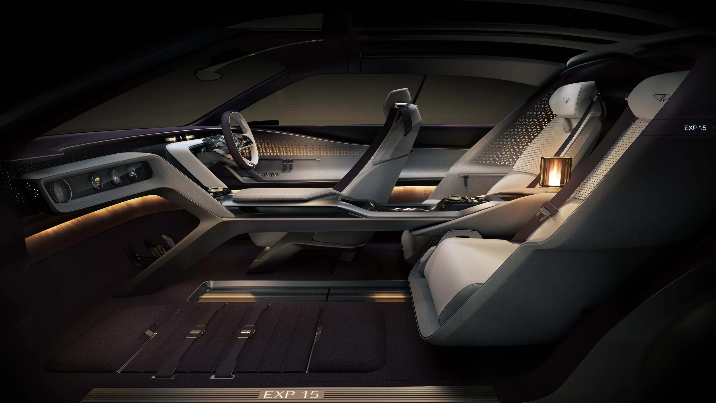 23 - EXP 15 Interior.jpg