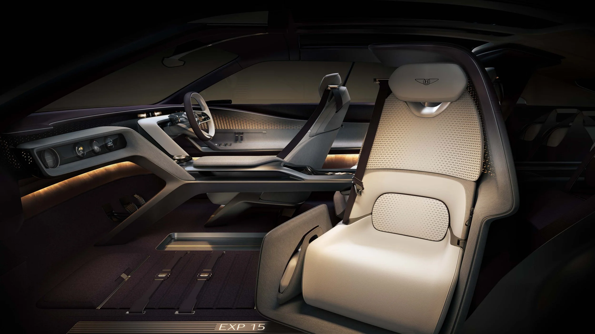 25 - EXP 15 Interior.jpg