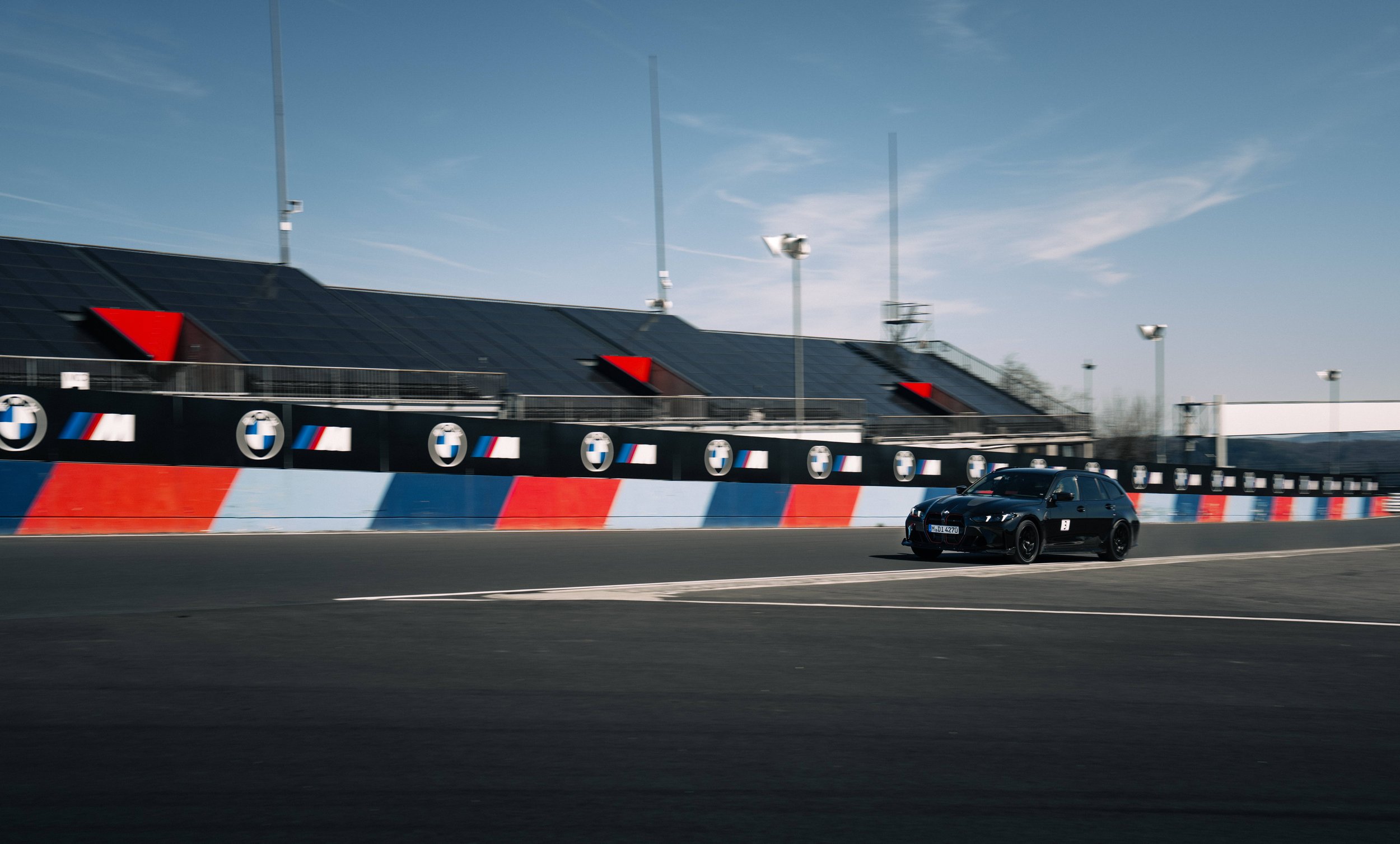 BMW_G81cs_NRING_01_color.jpg