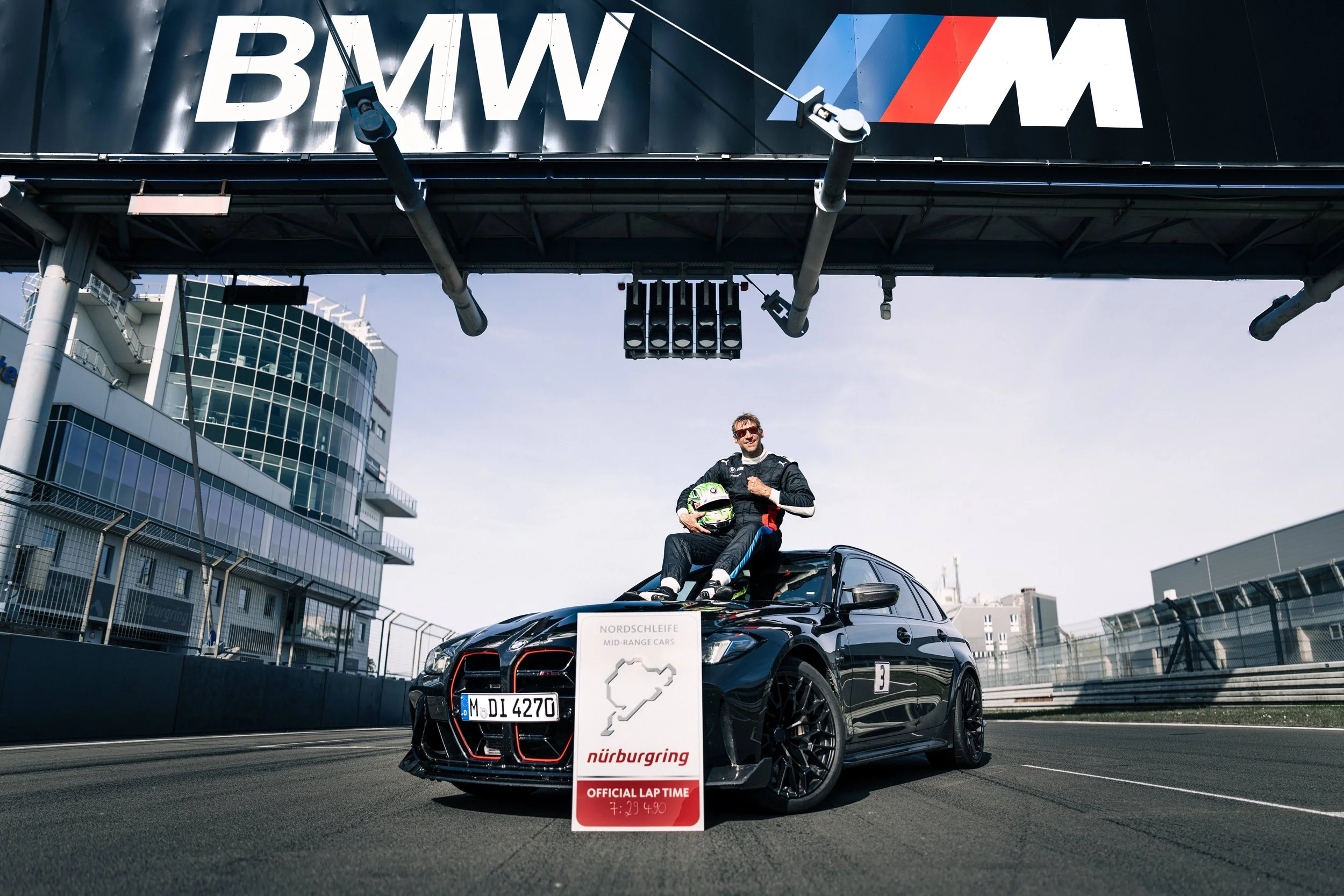 BMW_G81cs_NRING_07_color.jpg