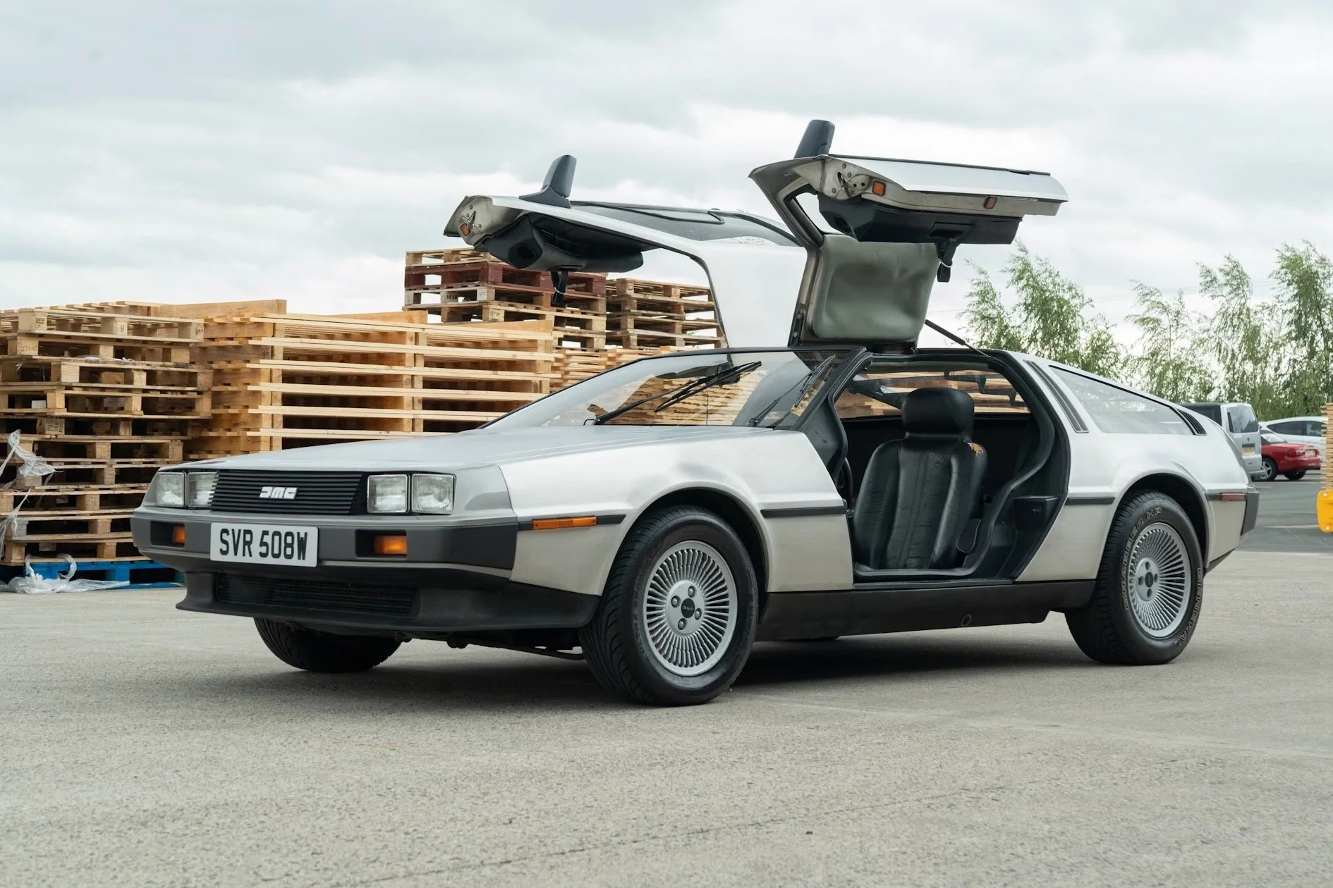 Delorean Collecting Cars 2.jpg