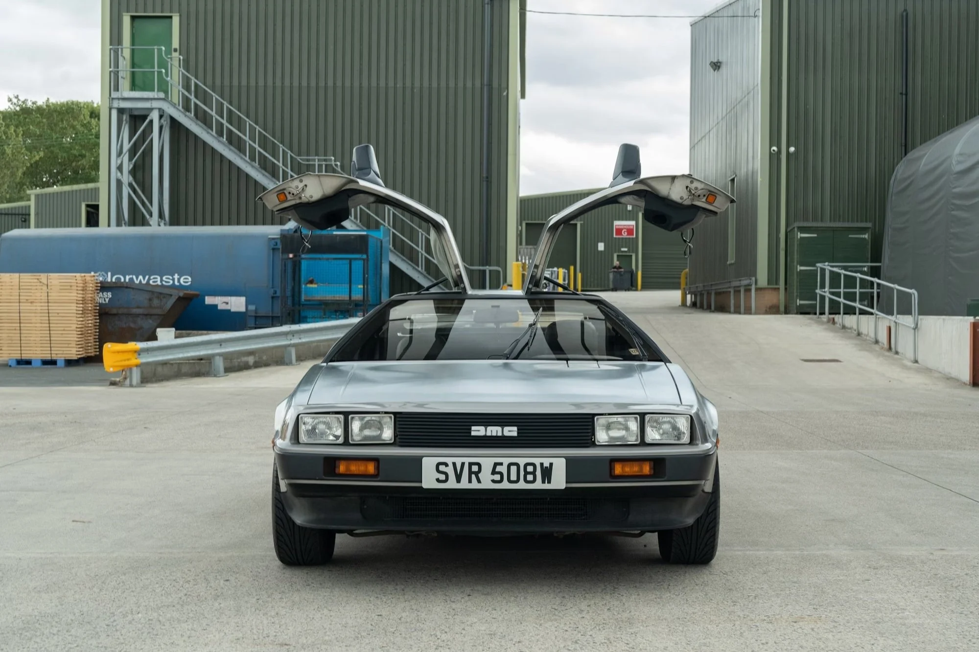 Delorean Collecting Cars 3.jpg