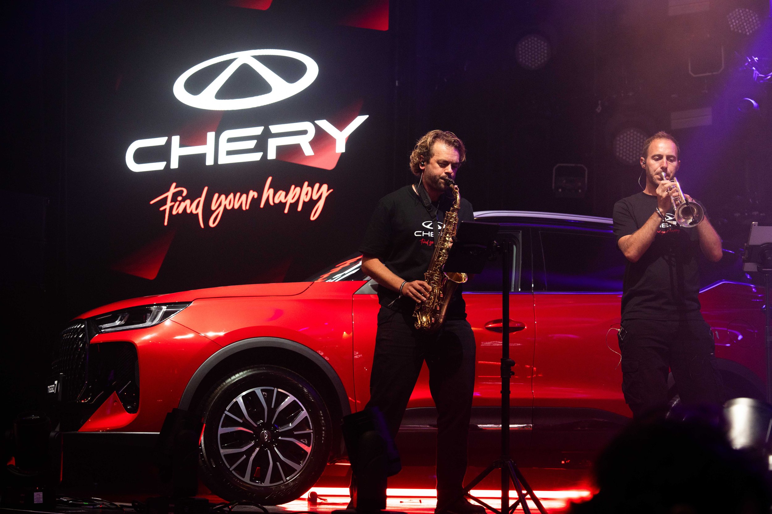 16. CHERY UK orchestra (1).jpg