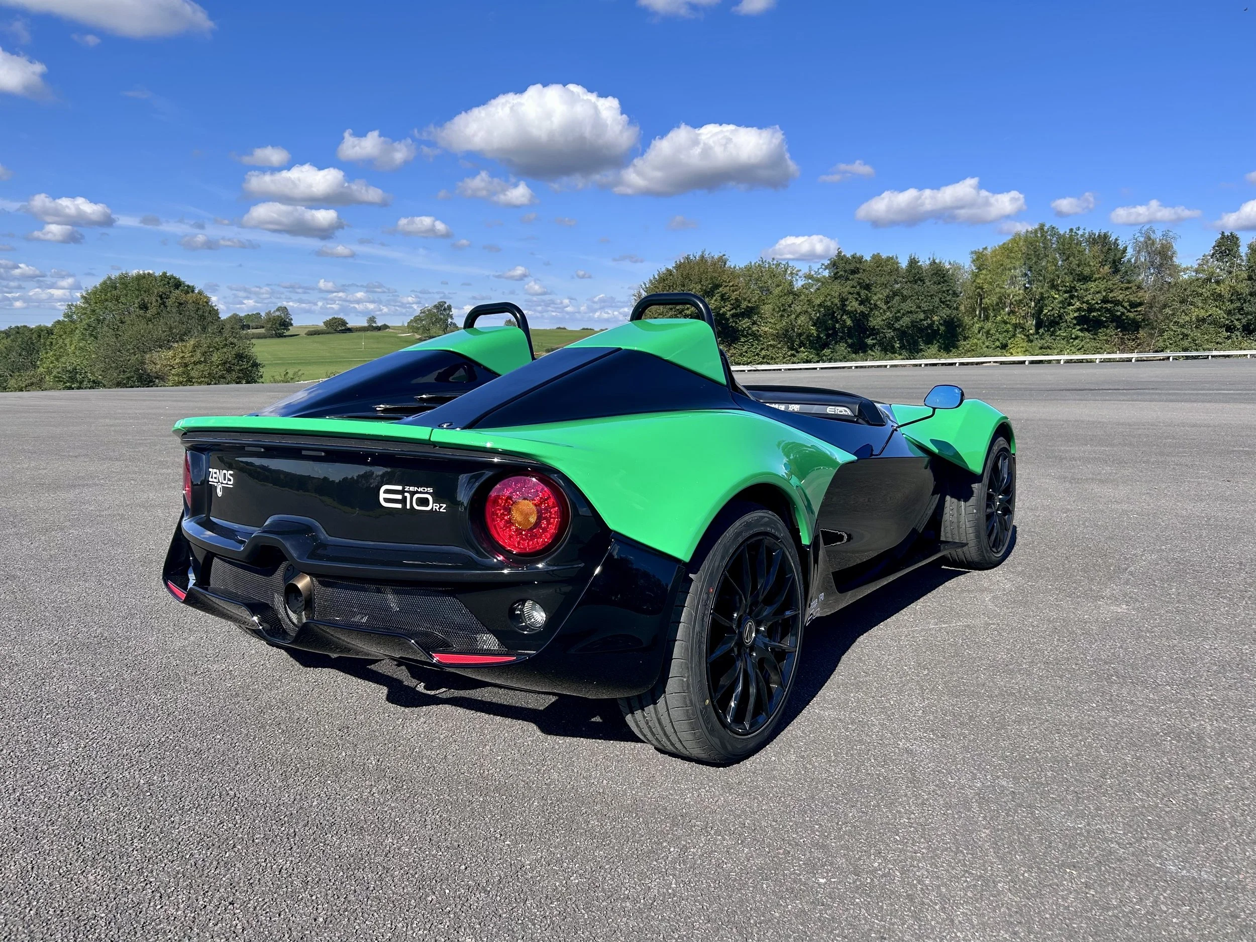 Zenos_E10RZ_Previewed_2.jpeg