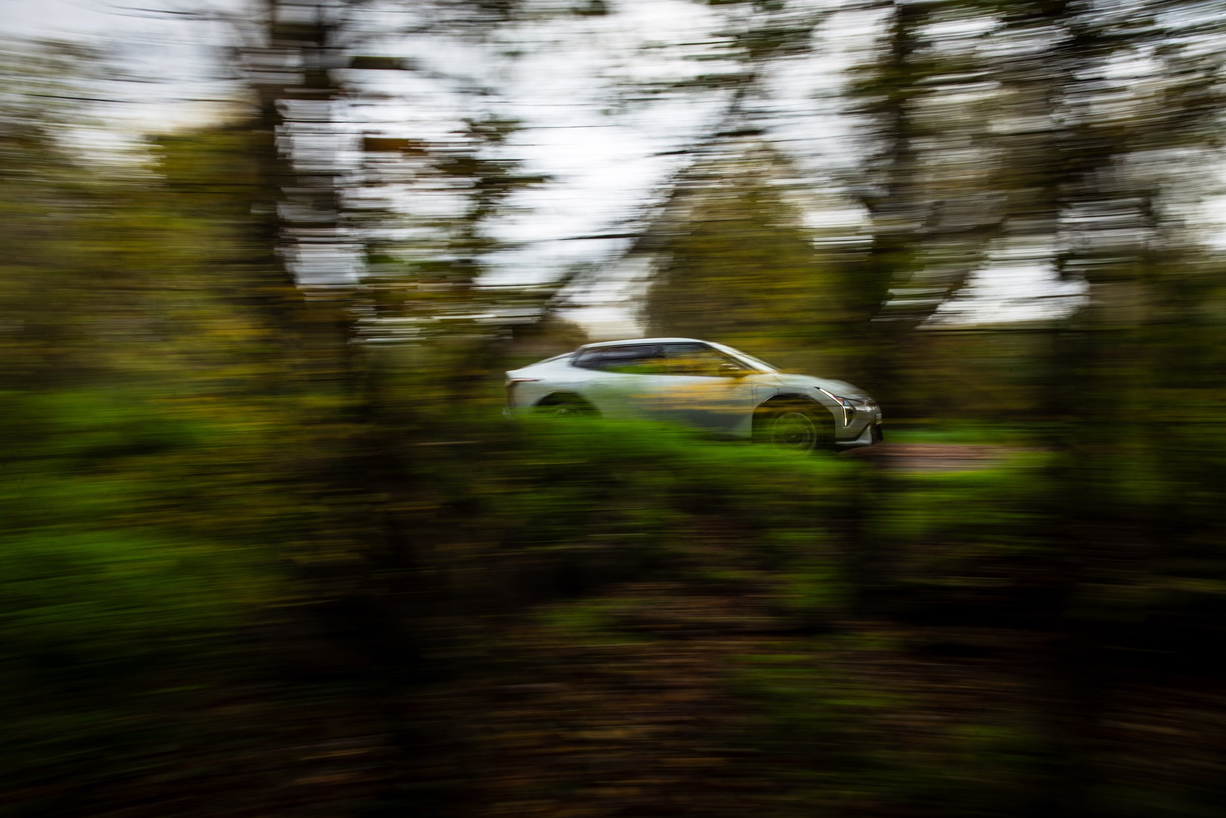 EV4 Saloon-03.jpg