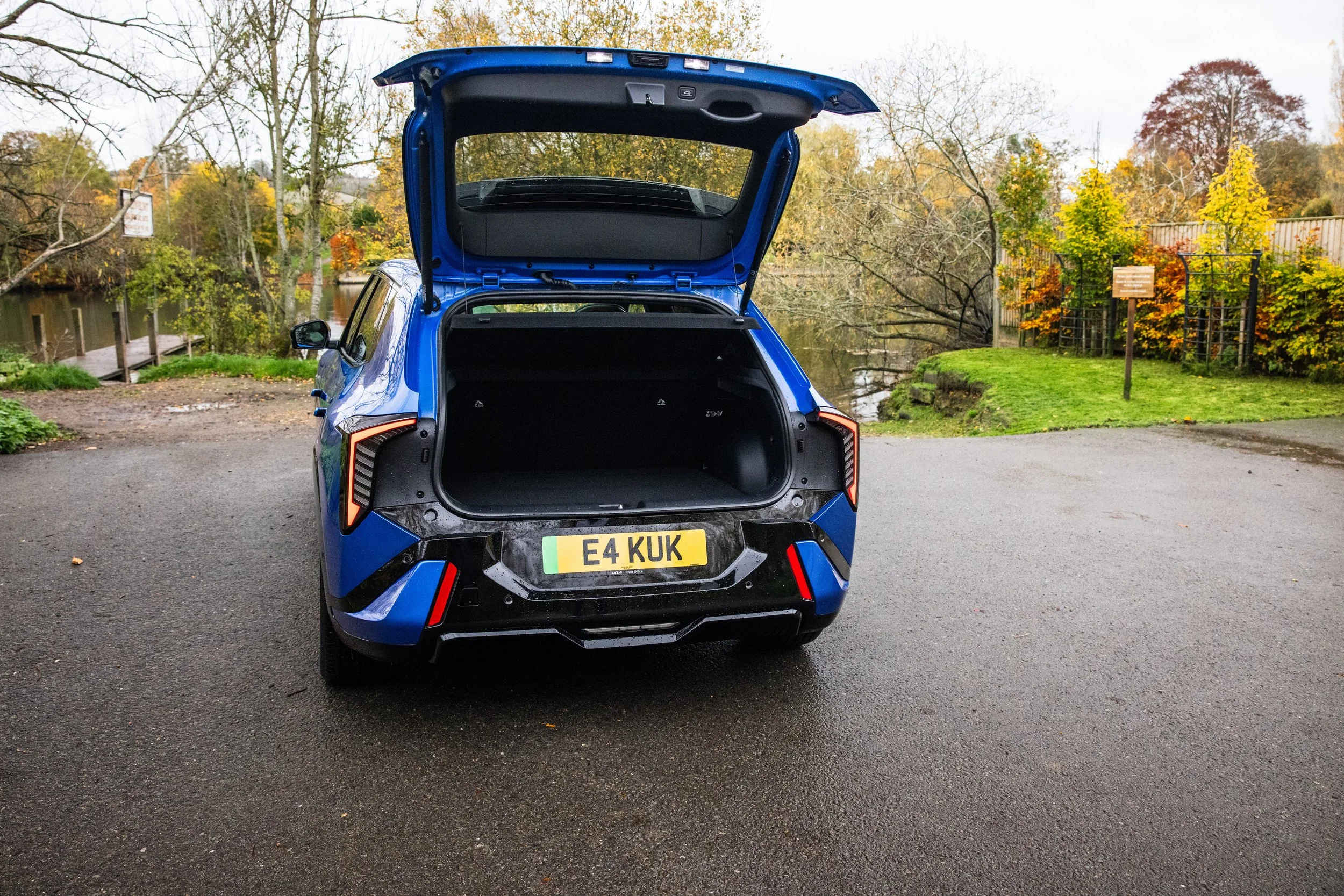 EV4 Hatch-07.jpg