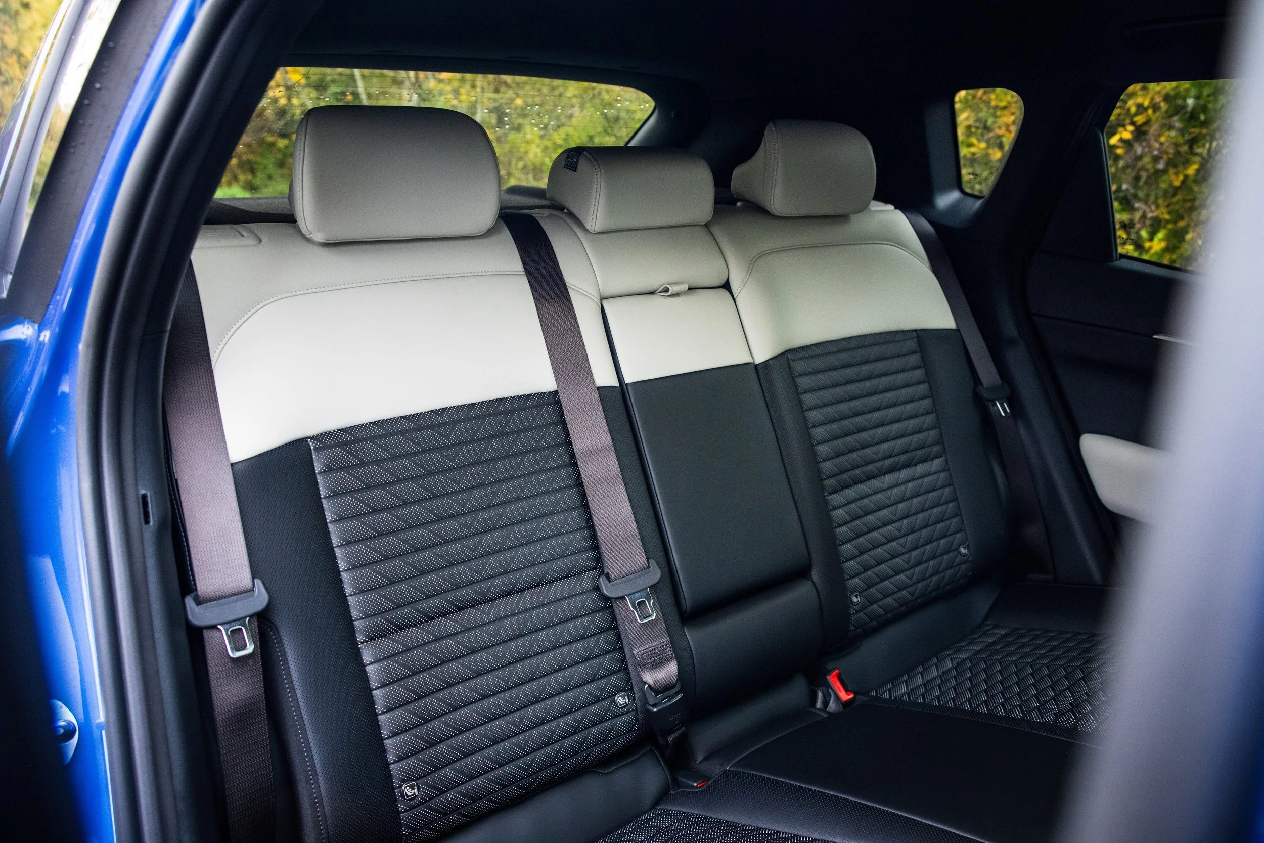 EV4 Hatch-11.jpg