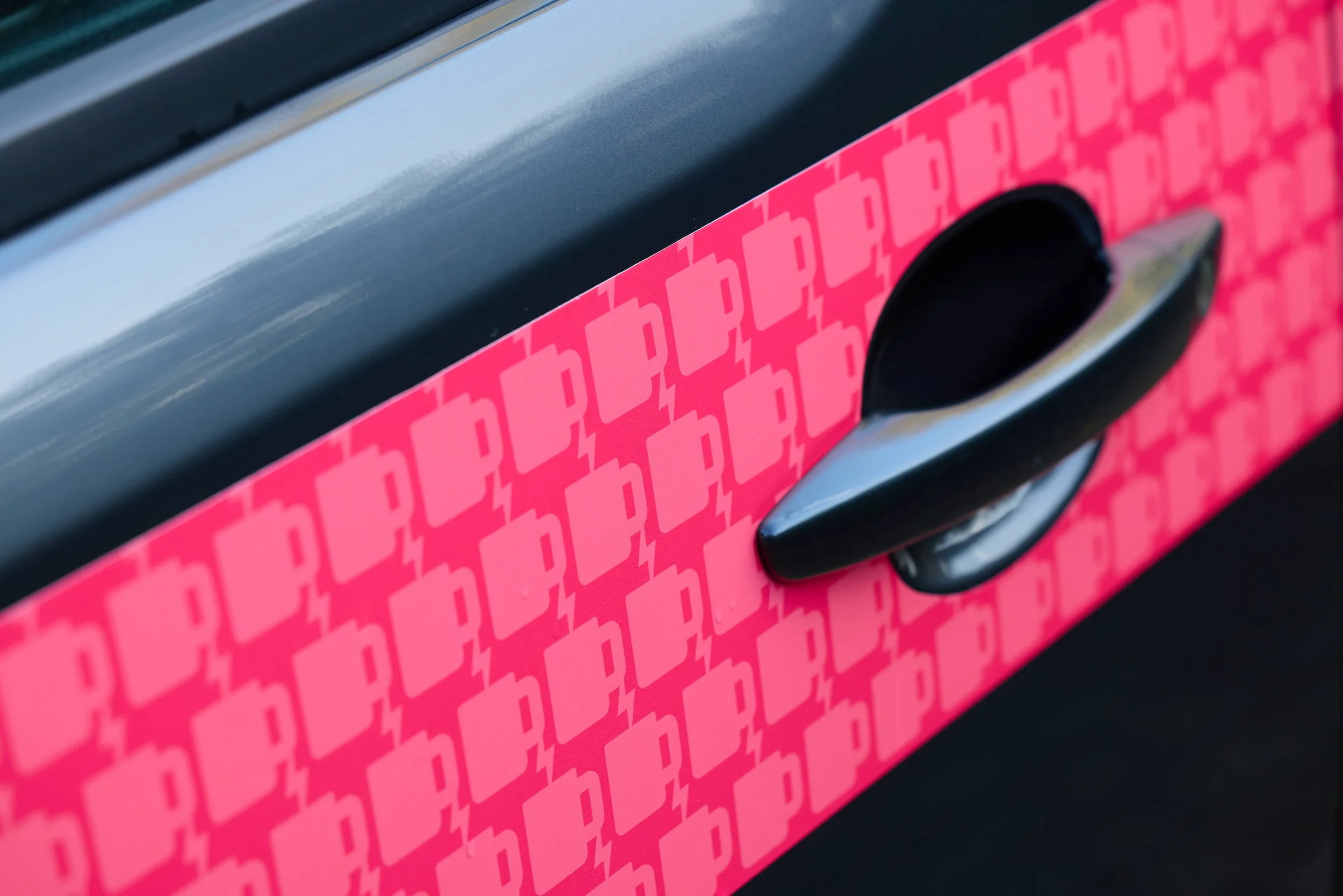 VauxhallVivaroElectrici-TEA3 (1).jpg