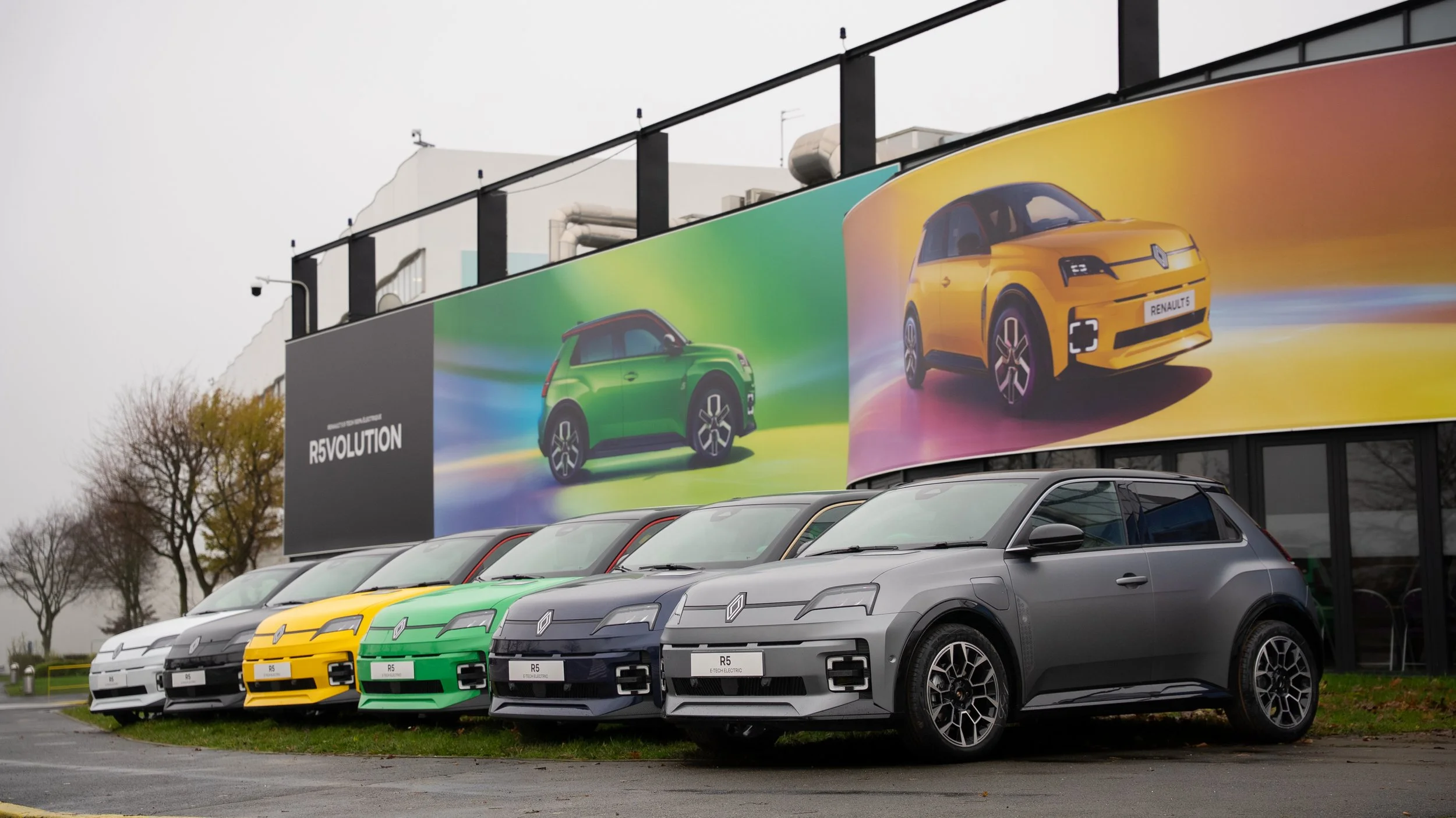 100,000 Renault 5 E-Tech Electric vehicles produced in Douai.jpg
