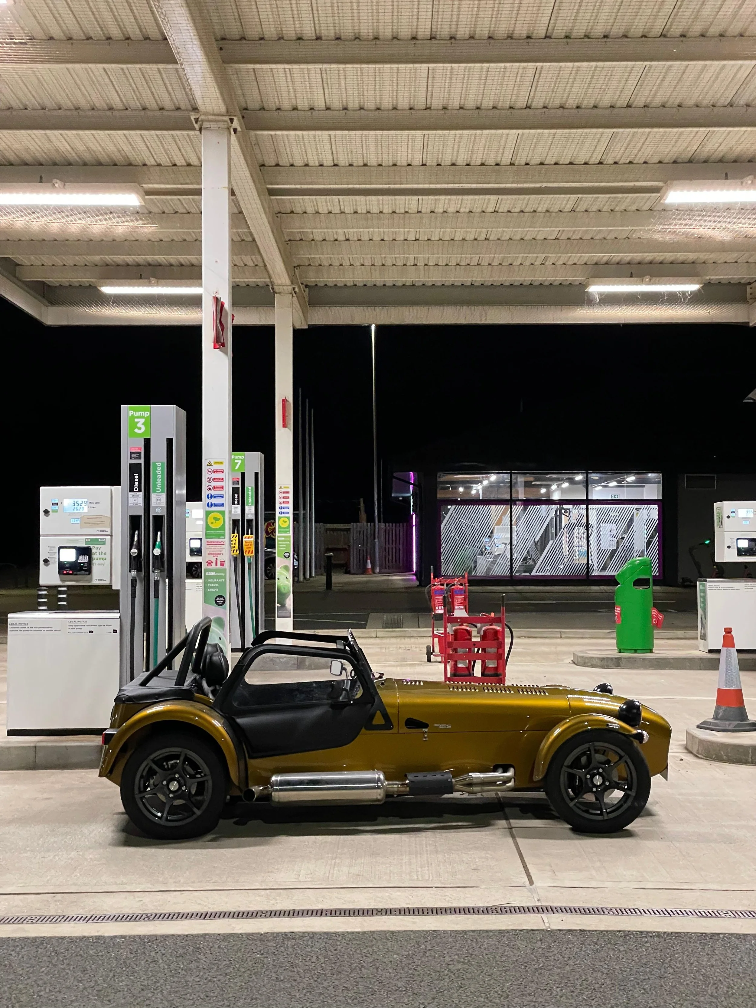 WhatsApp Image 2025-11-06 at 18.36.23.jpeg