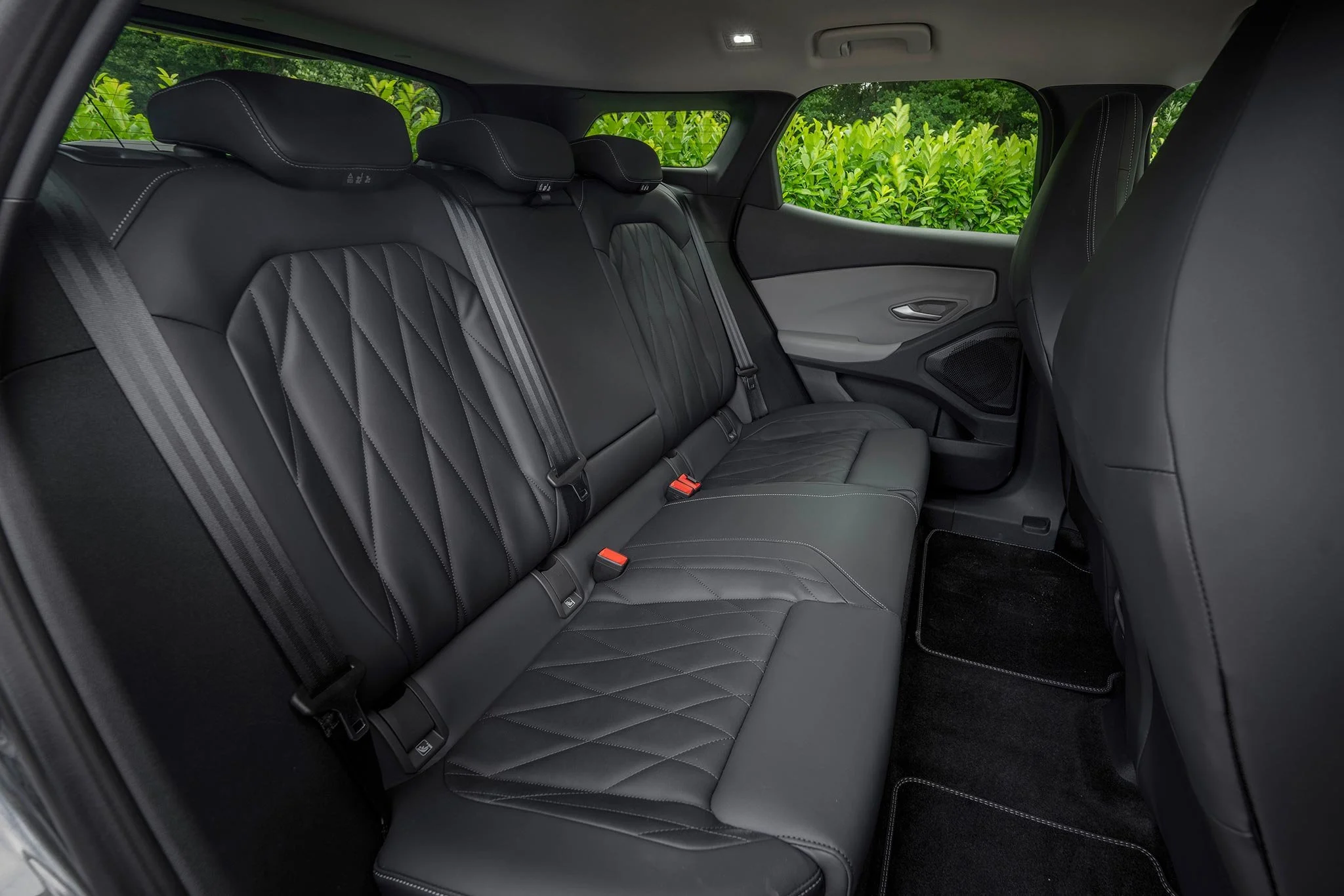 Ford Explorer - Leading the brand’s electric revolution — Driven