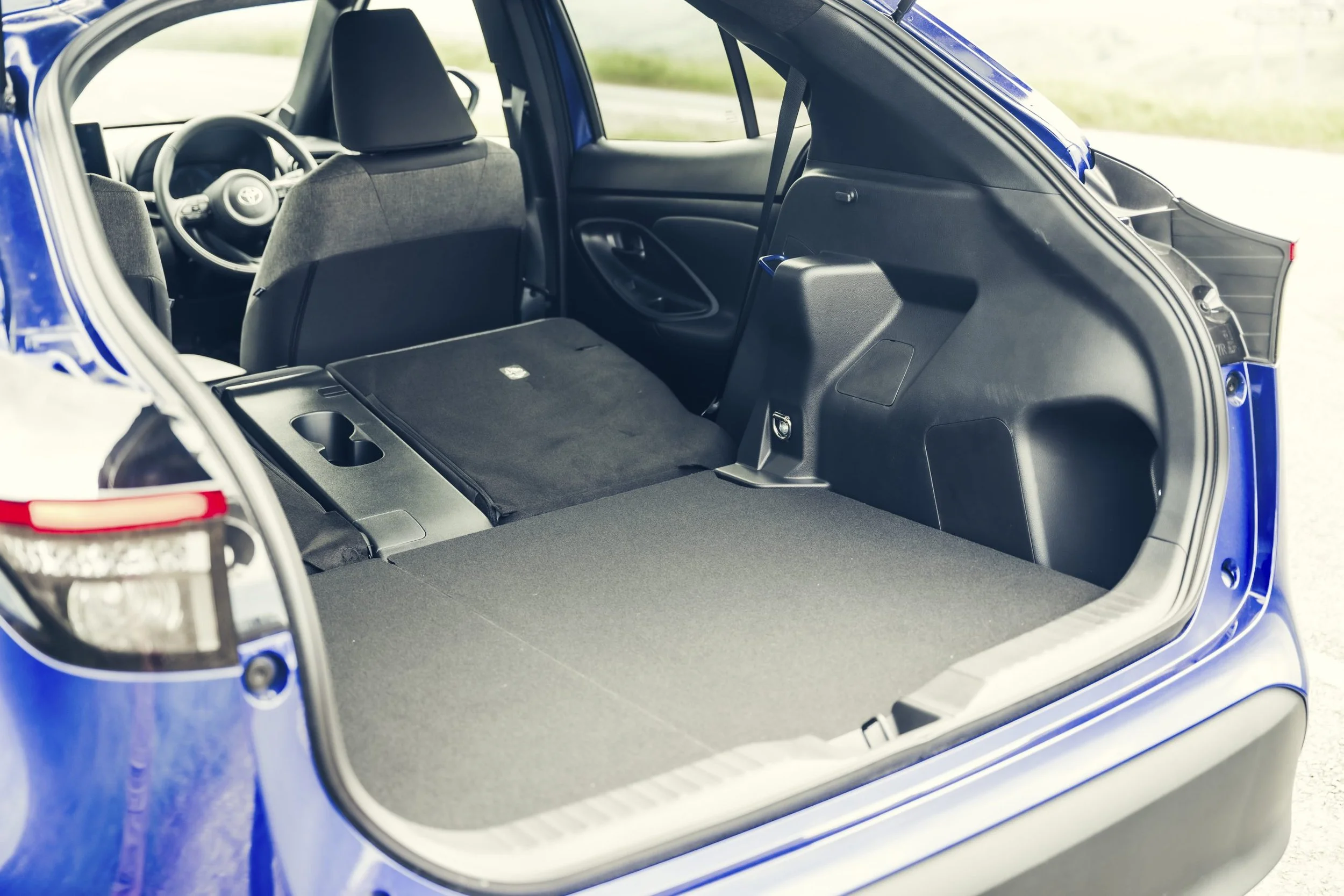 Toyota Yaris Cross (1).jpg