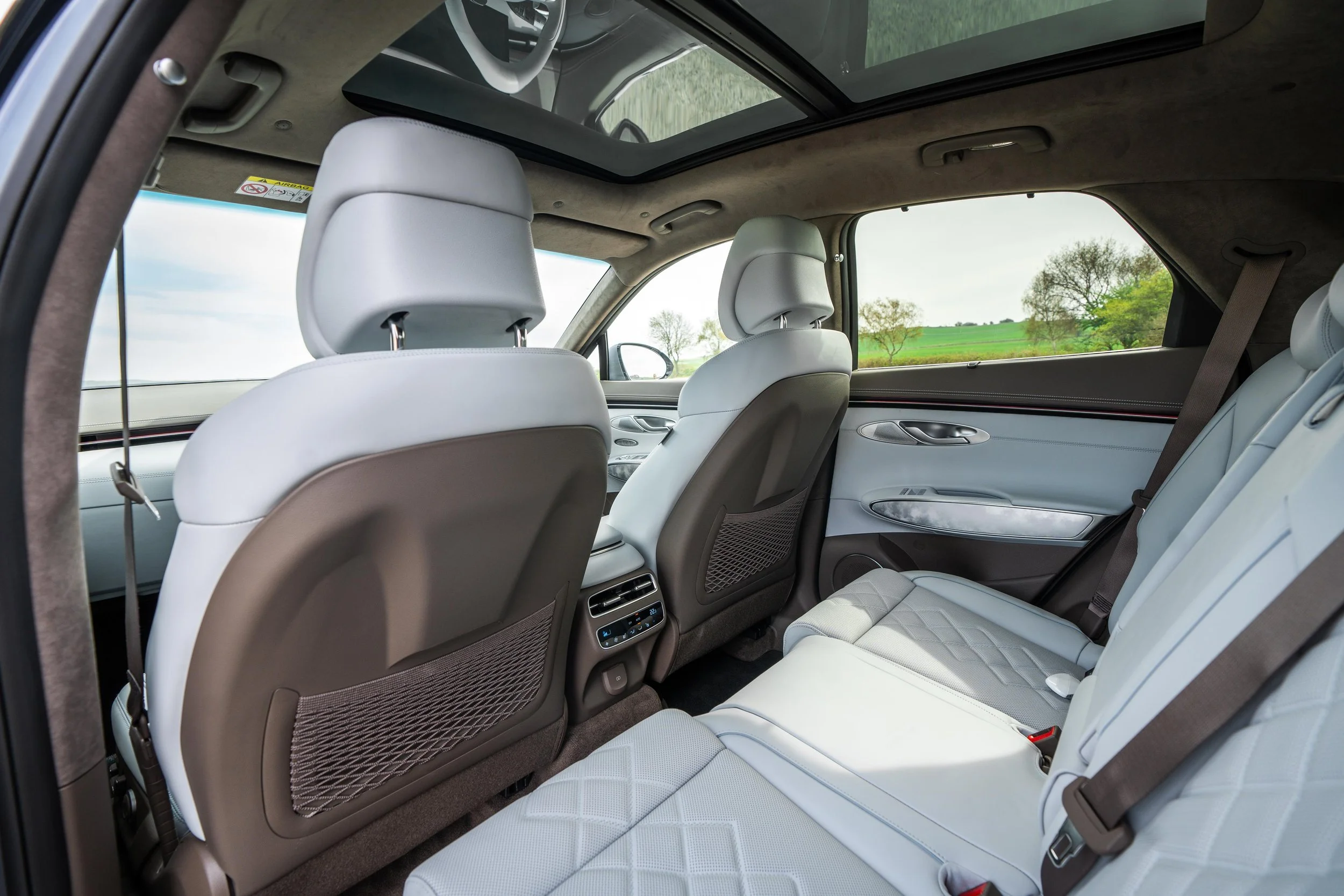 Genesis GV70 Electric Jan 26 (8).jpg