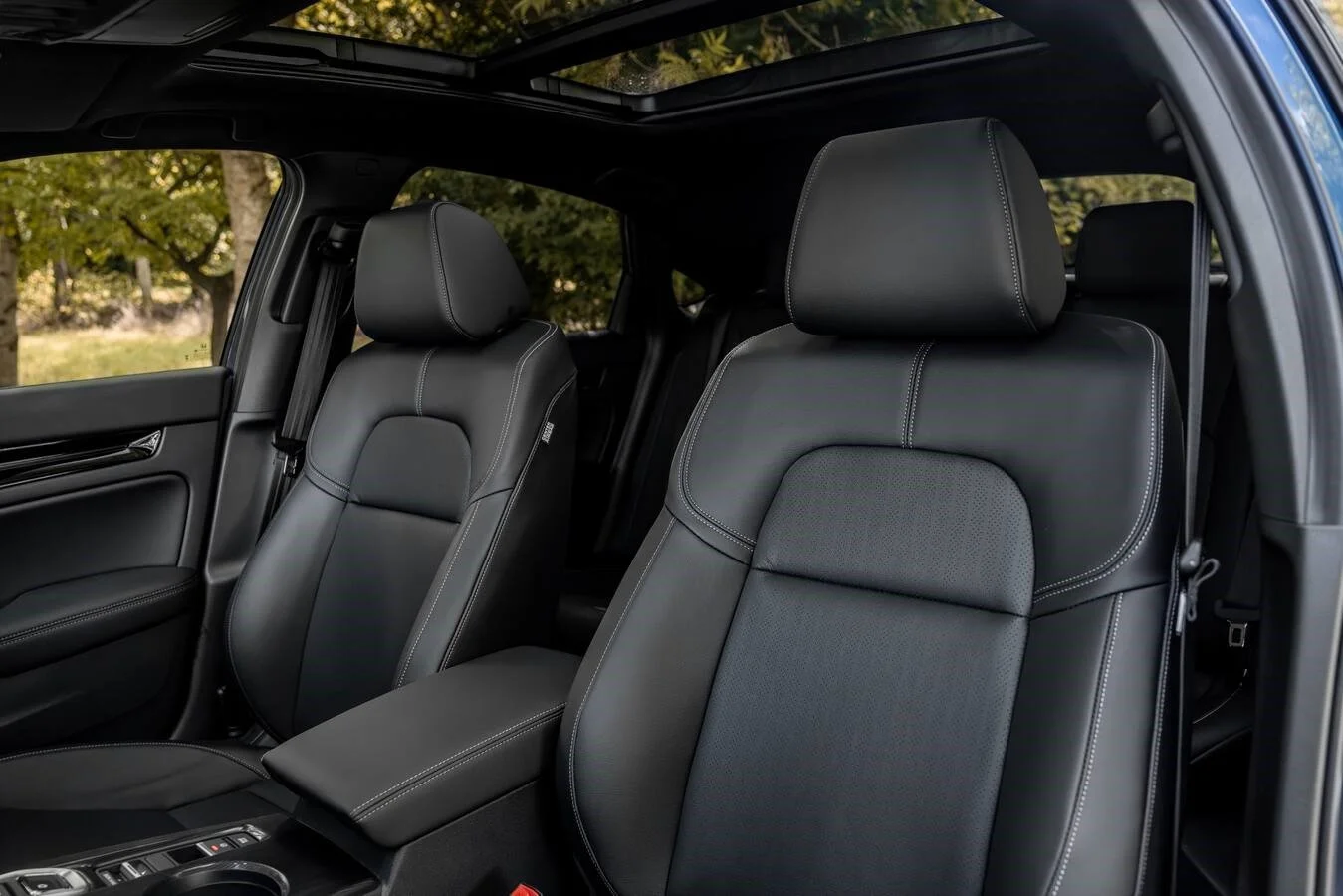 Honda Civic2.0i eHEV (21).jpg