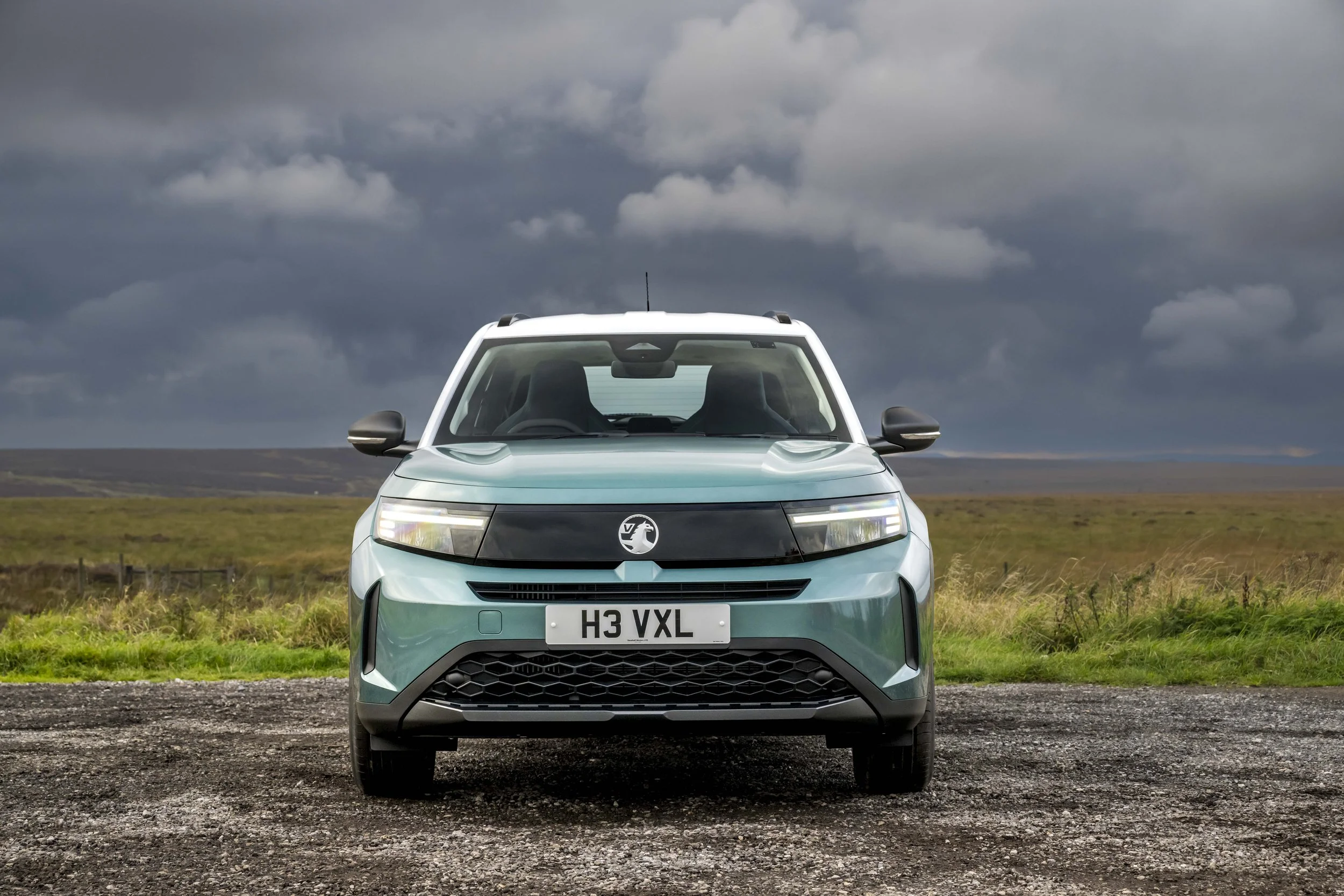 Vauxhall Frontera Hybrid (11).JPG