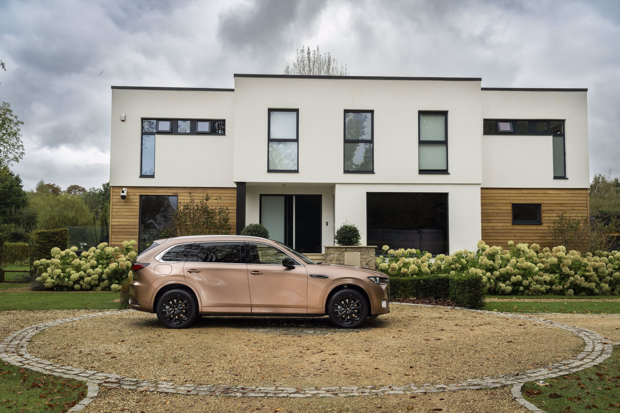 Mazda CX-80 (14).jpg