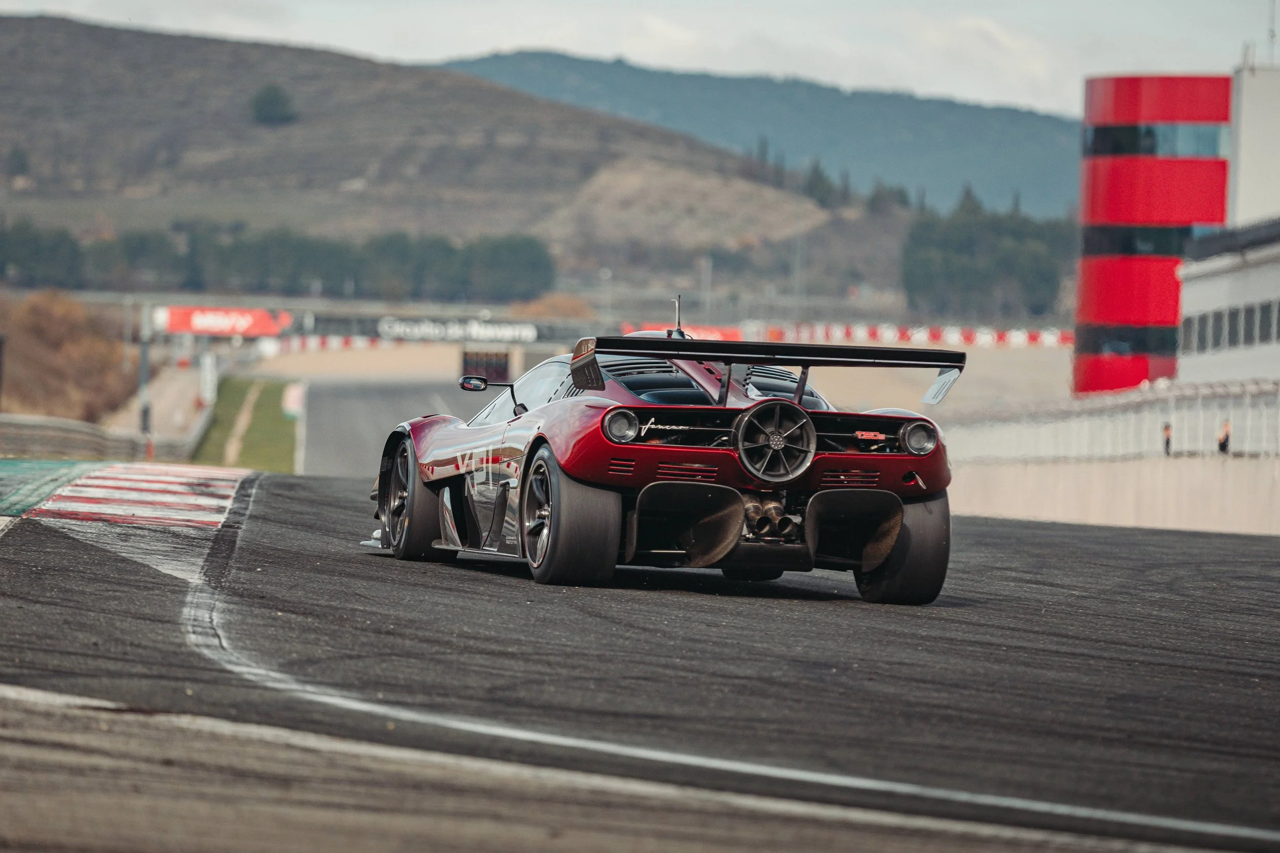 GMA T50s_XP1 (2) (1).jpg