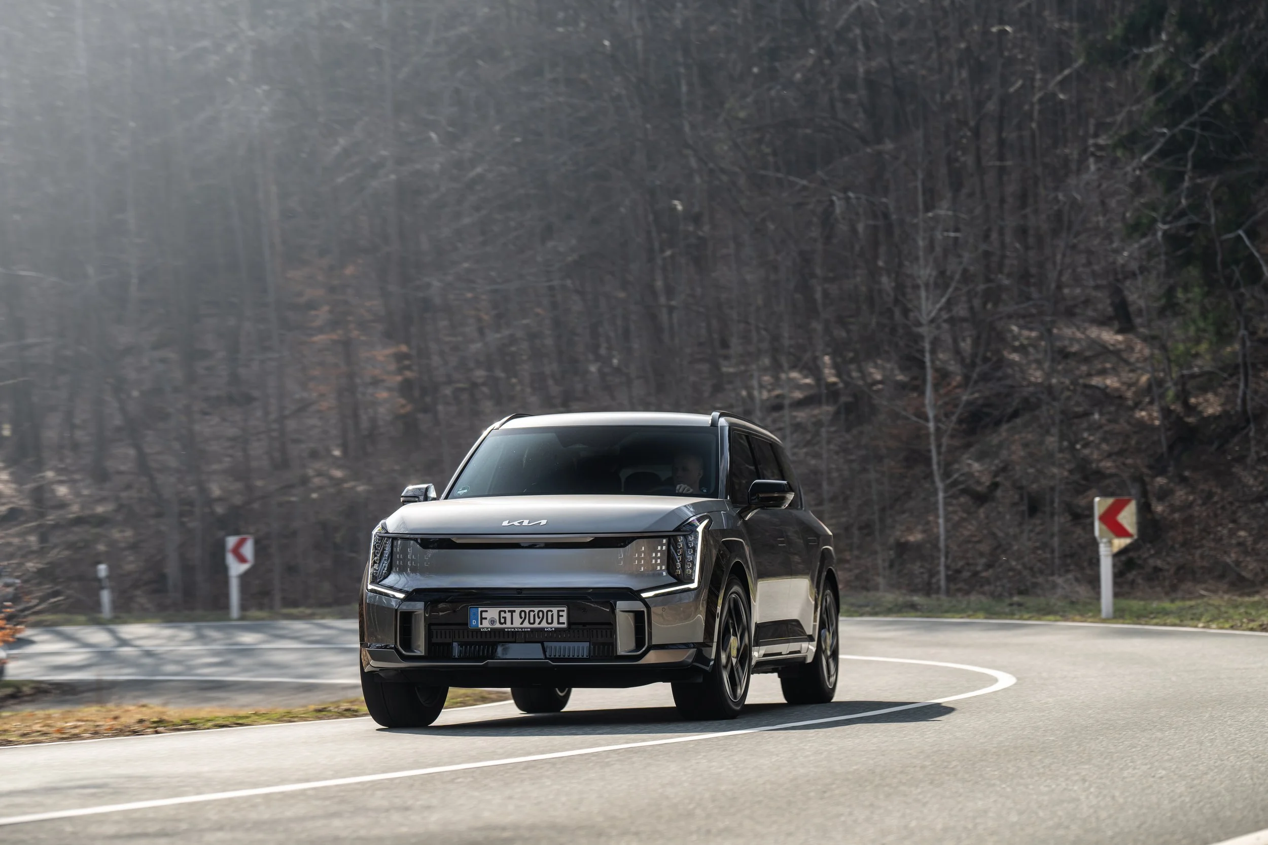 Kia EV9 GT Review - Looking for a 501hp 7-Seat SUV? Well, here it is