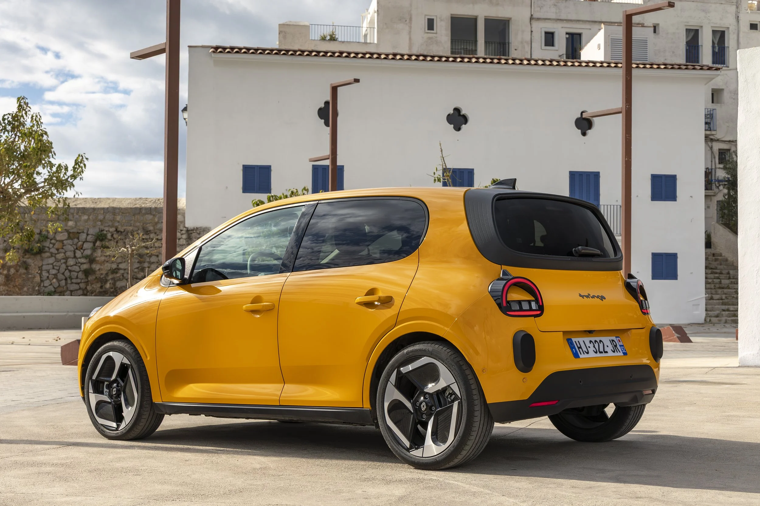 Twingo-Jaune_Statique©ThomasCortesi-7.jpg