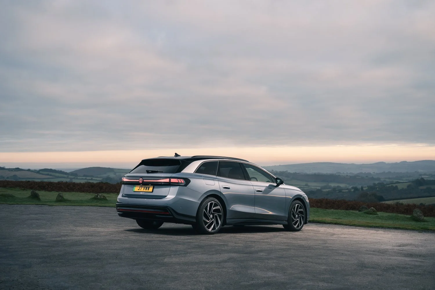 Volkswagen ID 7 Tourer (10).jpg