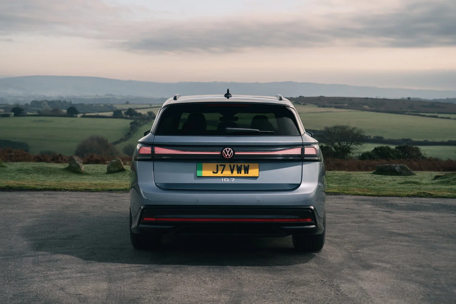 Volkswagen ID 7 Tourer (8).jpg