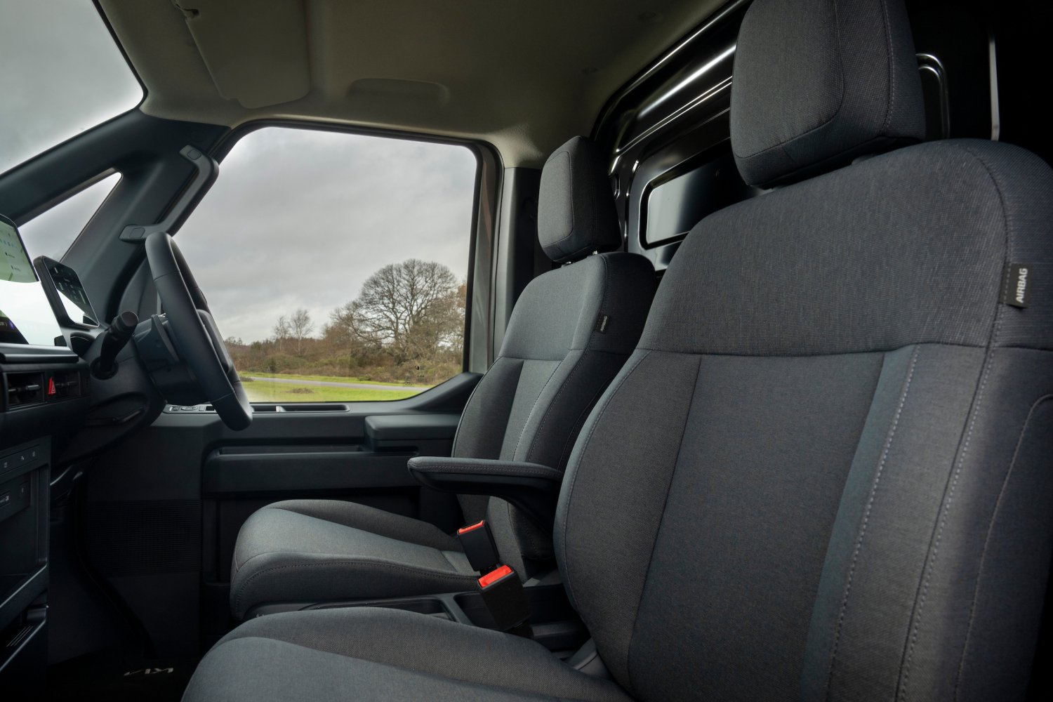 Kia PV5 Cargo (1).jpg