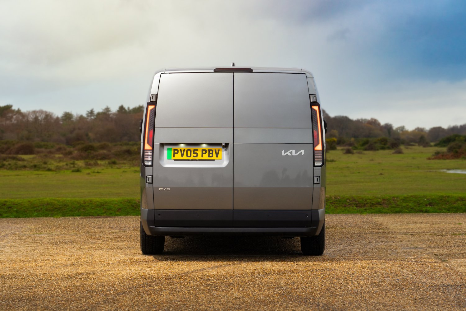 Kia PV5 Cargo (10).jpg