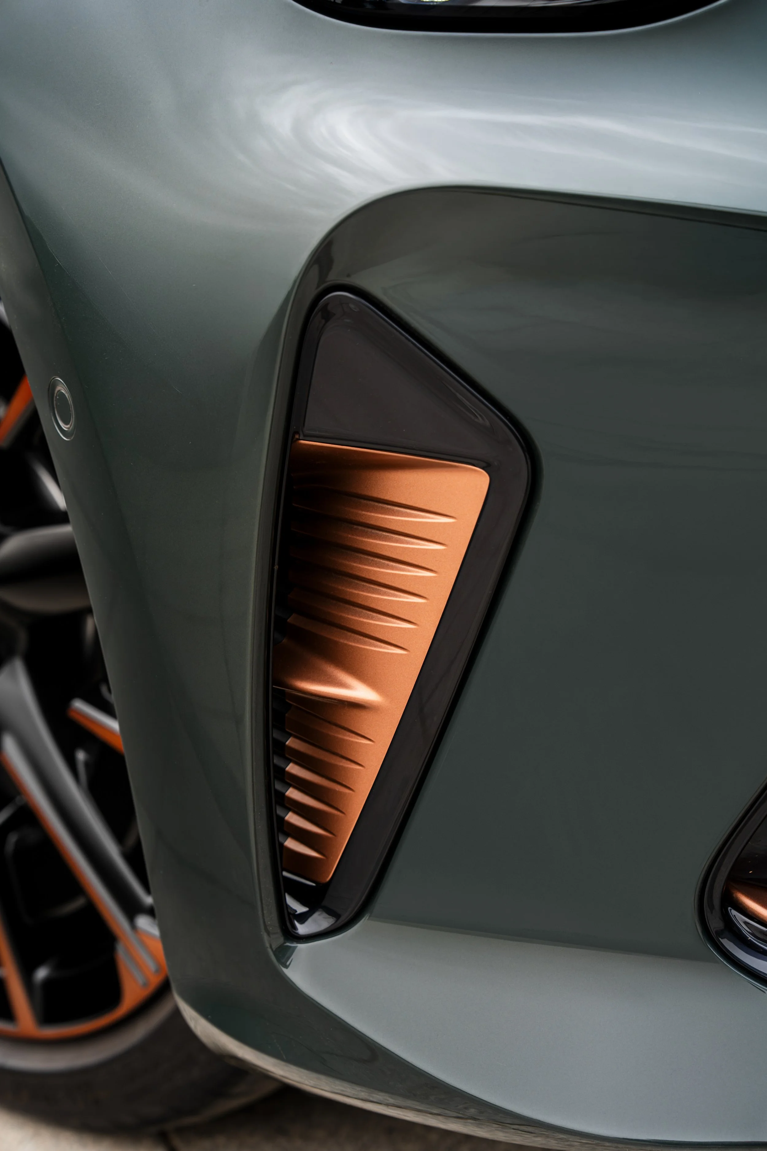 NEW CUPRA BORN VZ_DARK FOREST_021.jpg