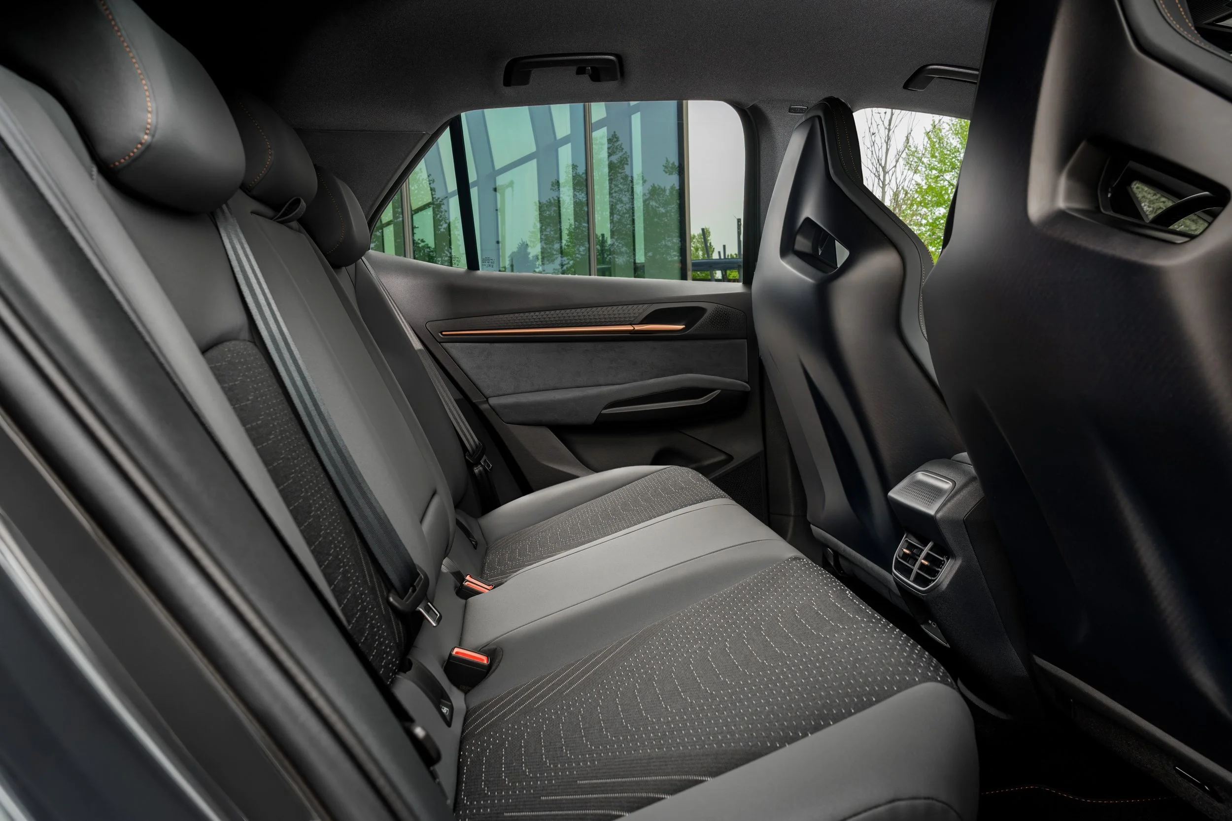 NEW CUPRA BORN VZ_TIMANFAYA_019.jpg