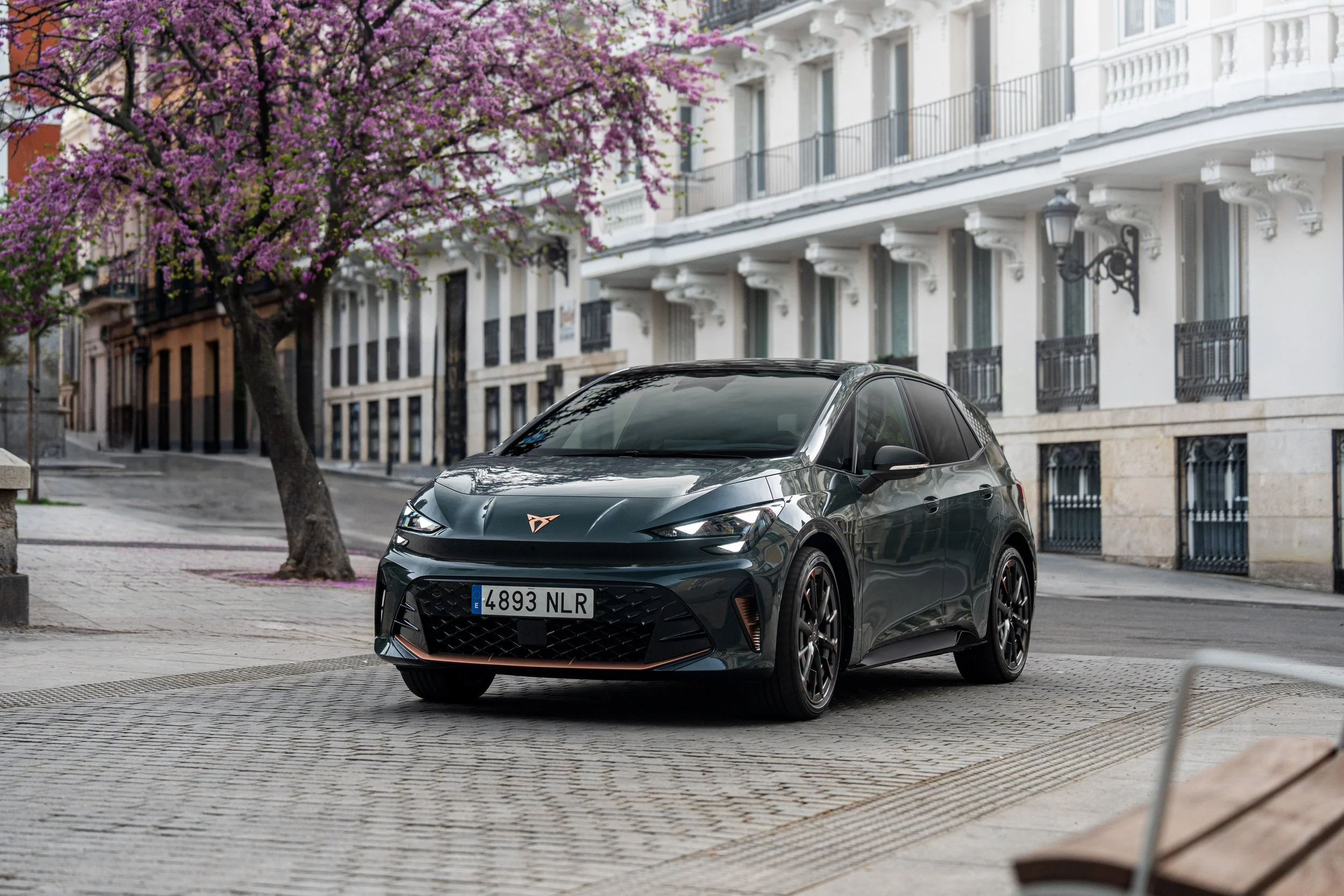 CUPRA Born VZ 2026 Review - The Spanish Hot Hatch has a new look... and a new price