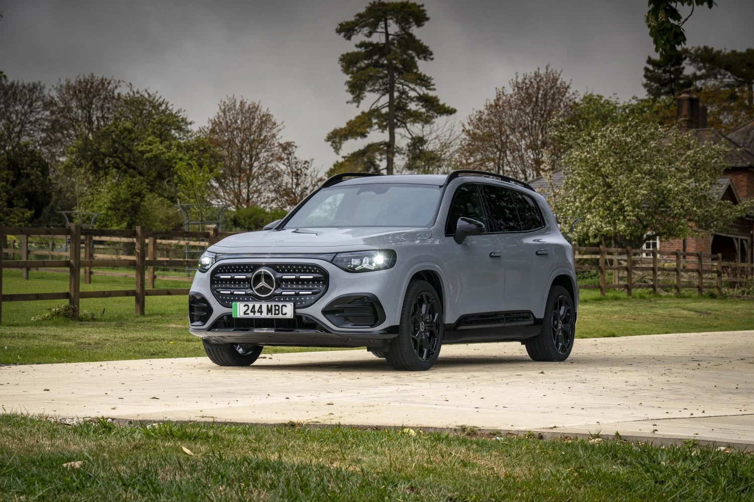 Mercedes-Benz GLB May 26 (8).jpg