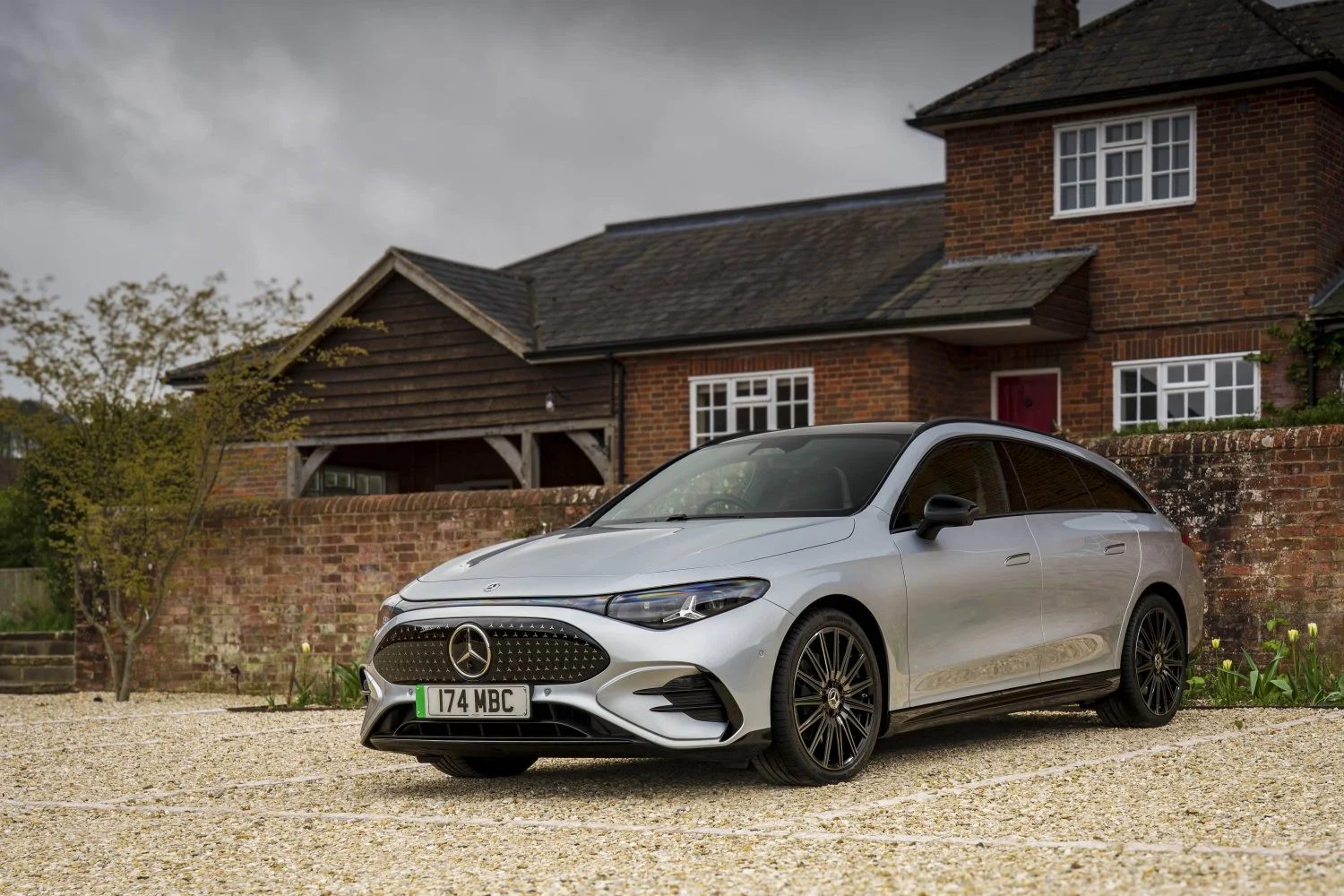 Mercedes-Benz CLA Shooting Brake &amp; GLB Reviews