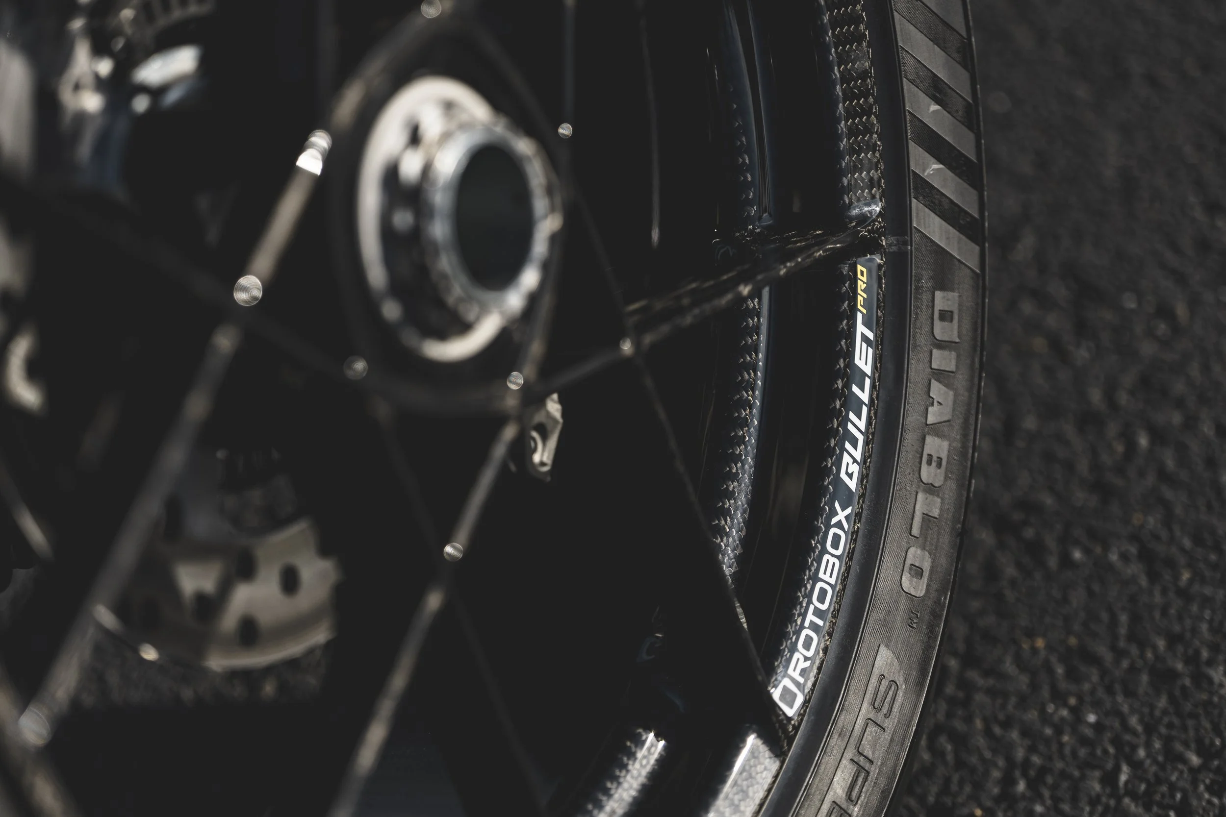 Norton_ManxR_2026_Details_7.jpg