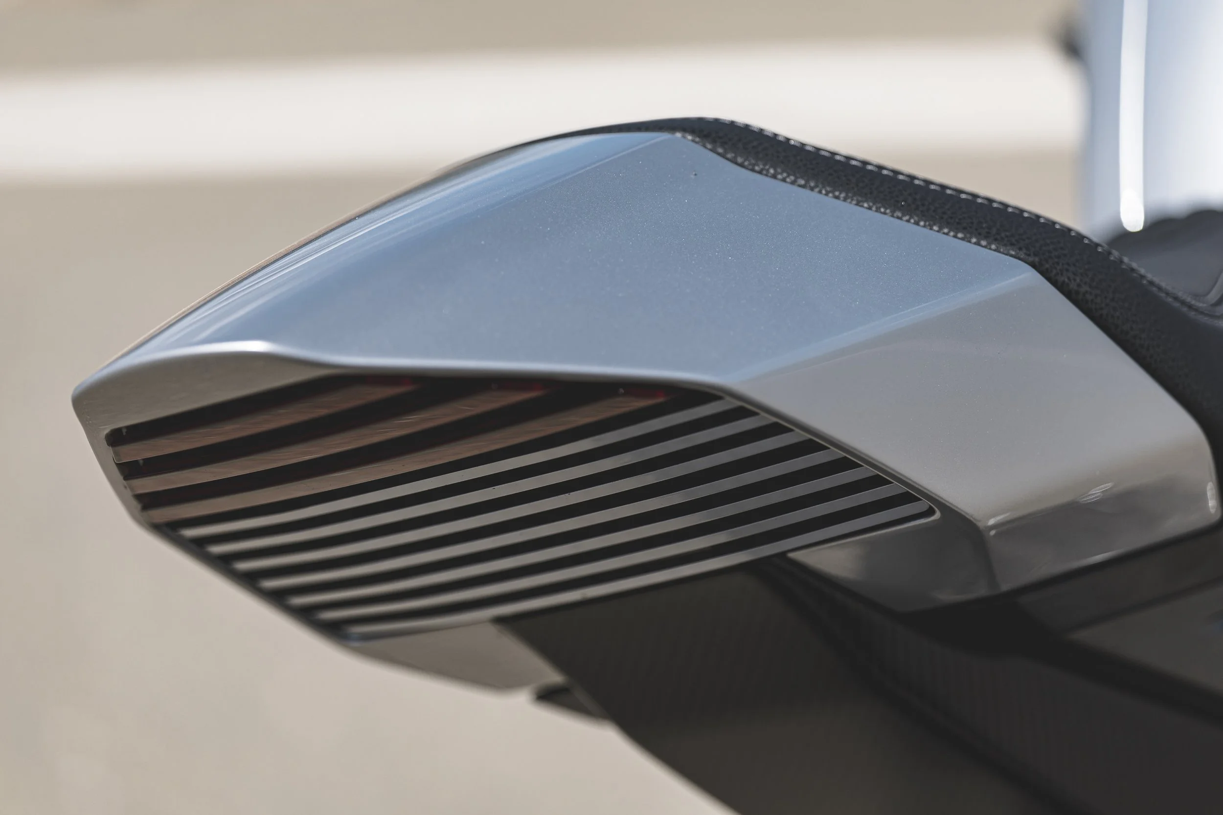 Norton_ManxR_2026_Details_31.jpg