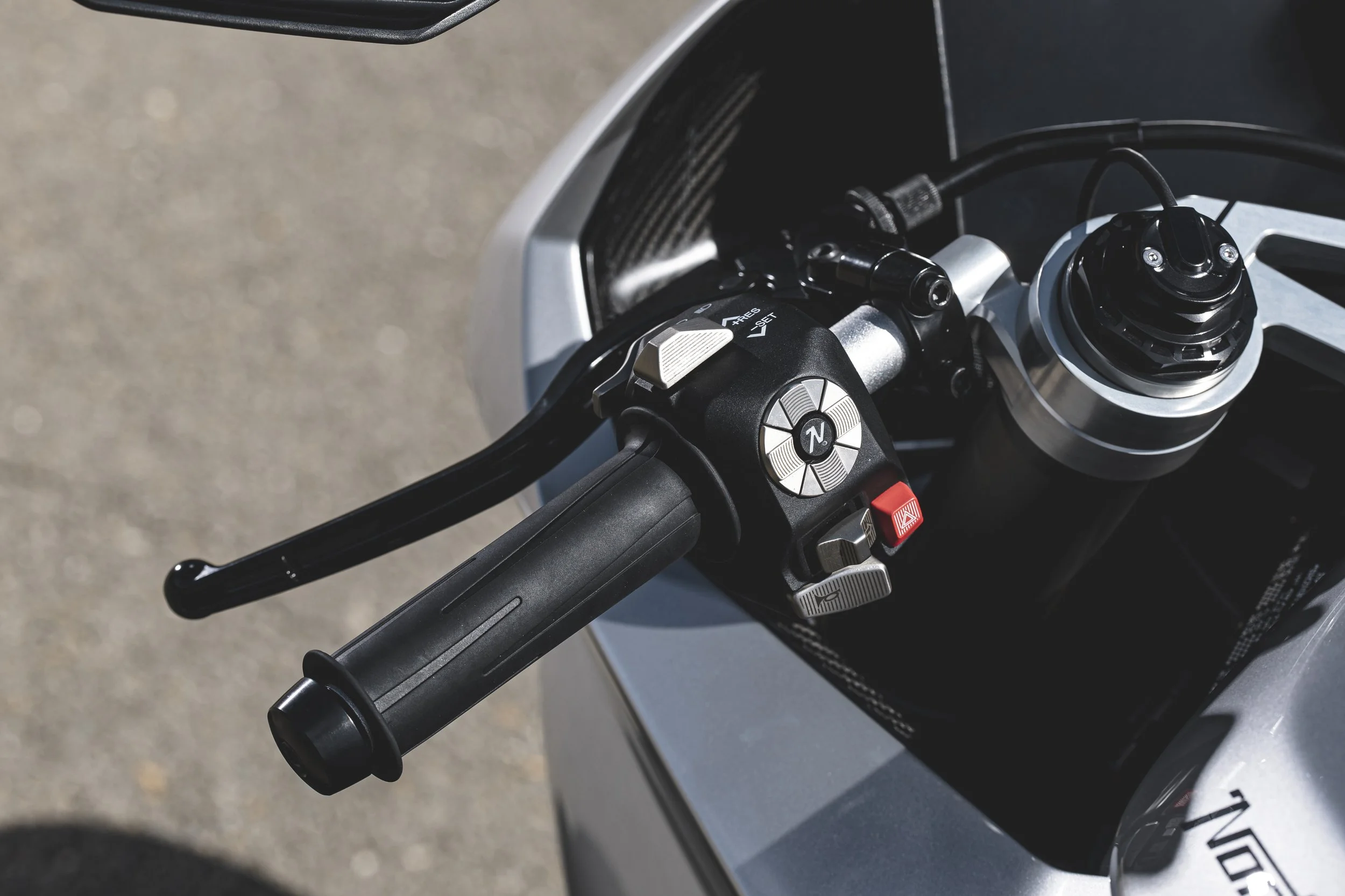 Norton_ManxR_2026_Details_27.jpg