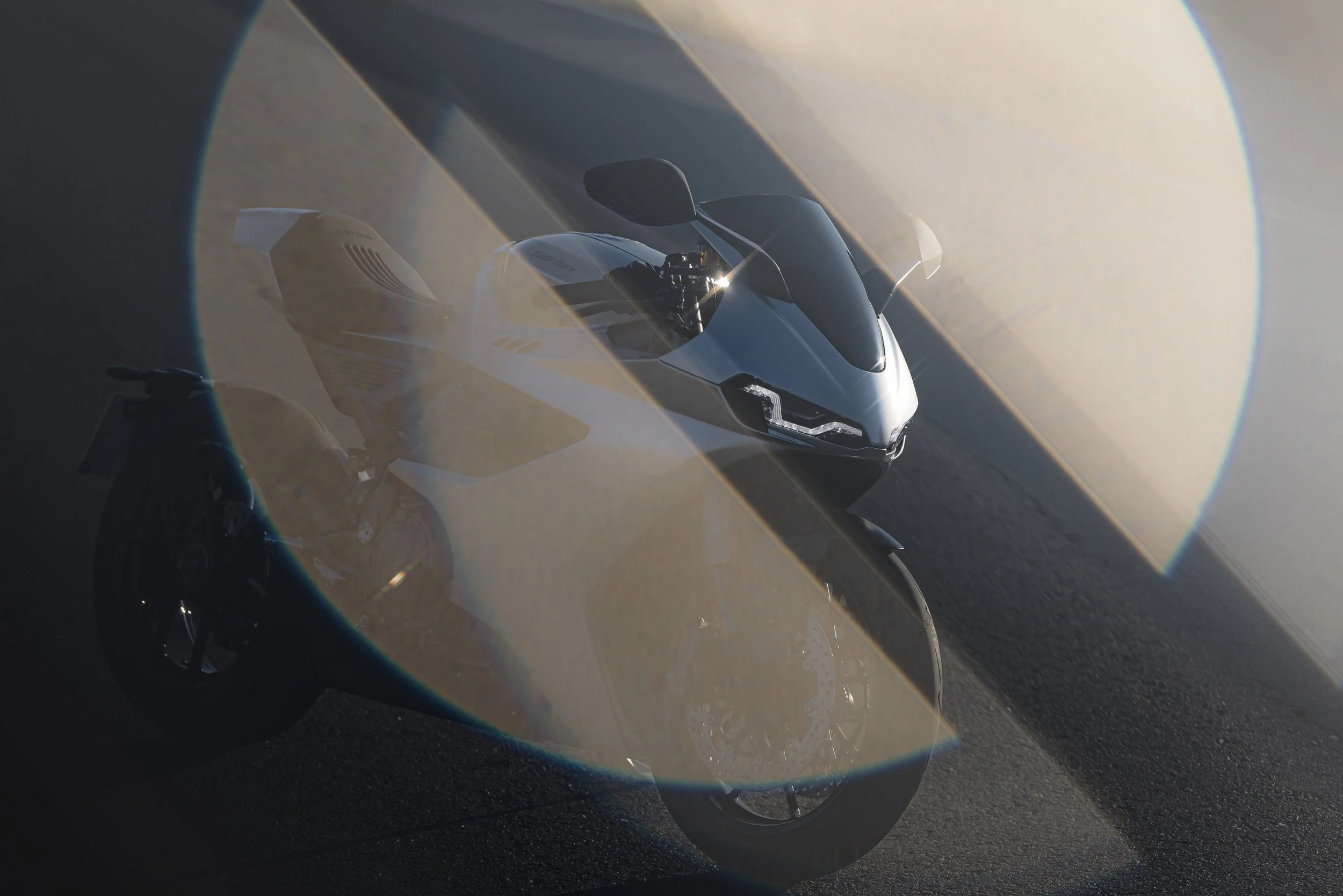Norton_ManxR_2026_Static_44.jpg