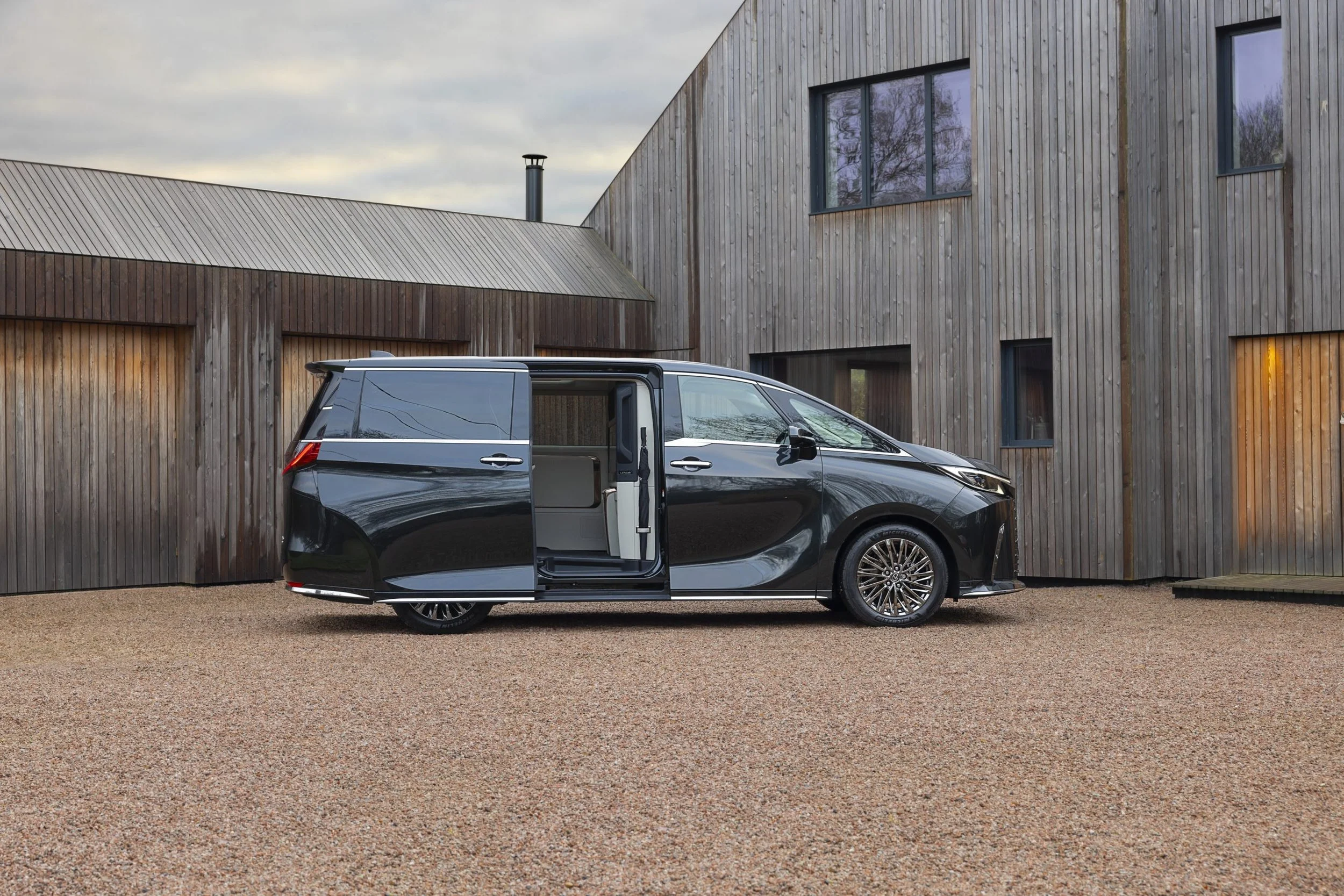 Lexus LM 350H Review - First Class Luxury Transportation