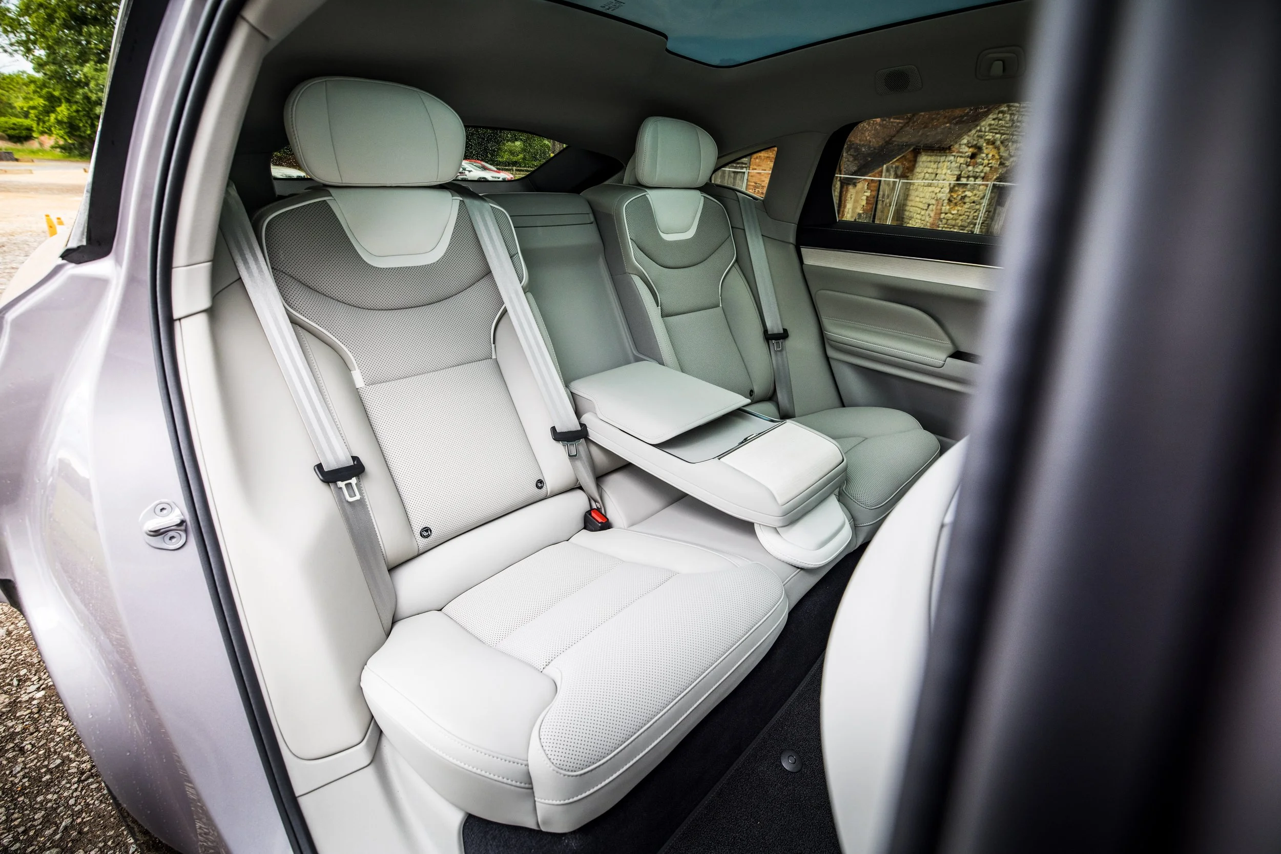 DRIVEN - VOLVO ES90-35.jpg
