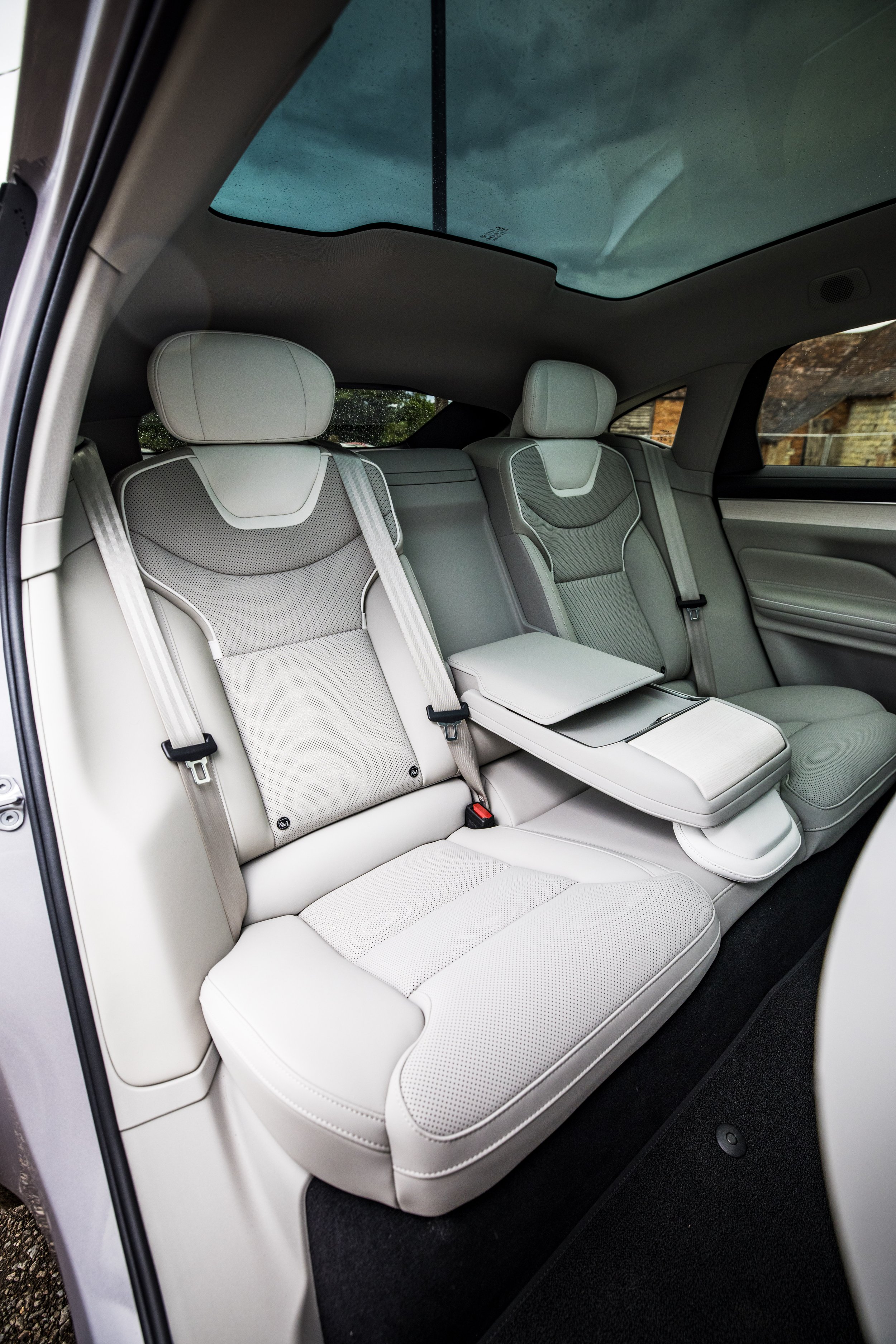 DRIVEN - VOLVO ES90-36.jpg
