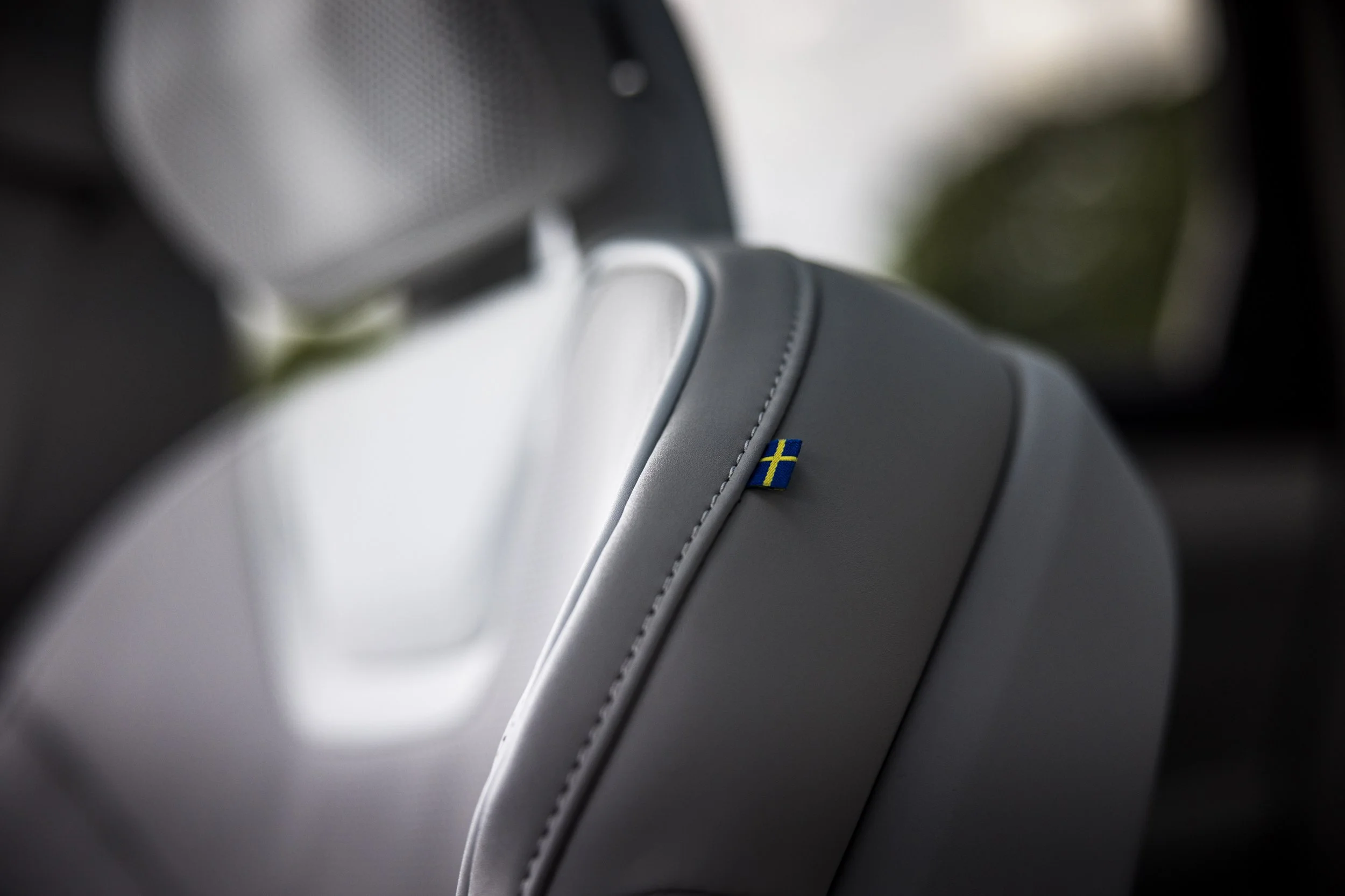 DRIVEN - VOLVO ES90-4.jpg