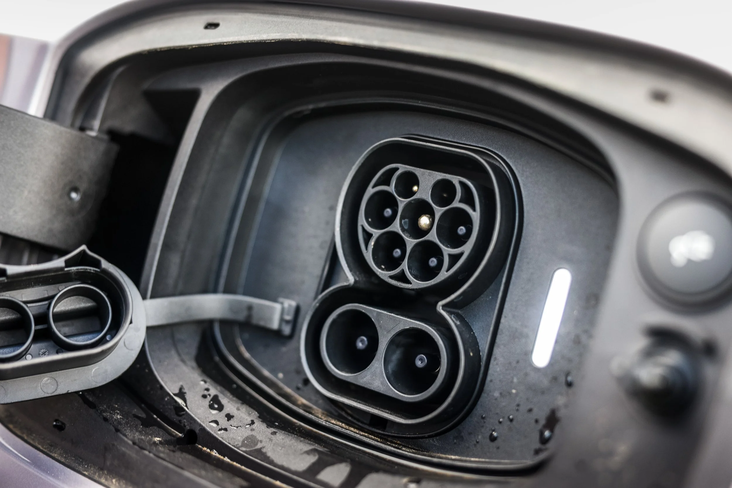 DRIVEN - VOLVO ES90.jpg