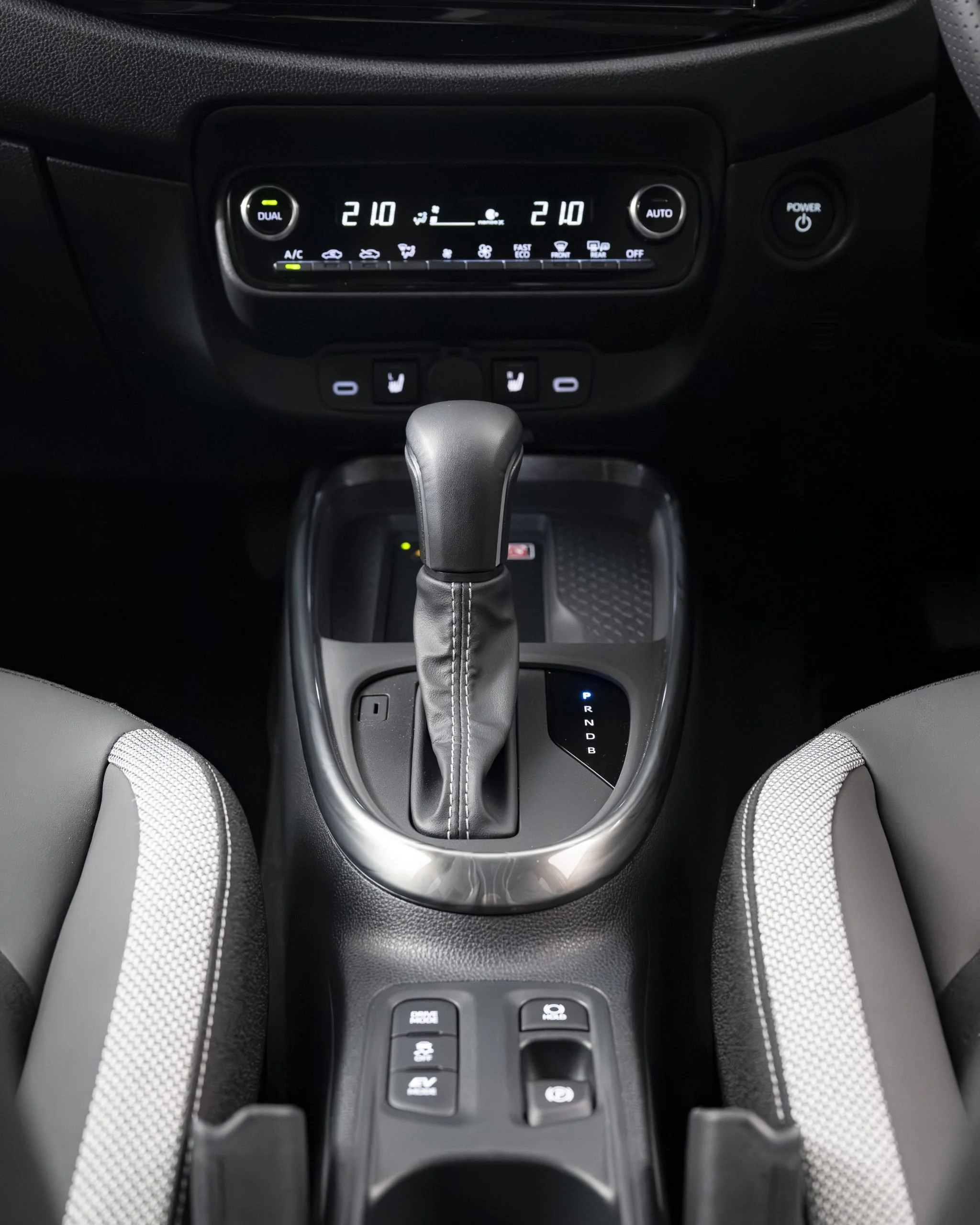 Toyota Aygo X (12).jpg